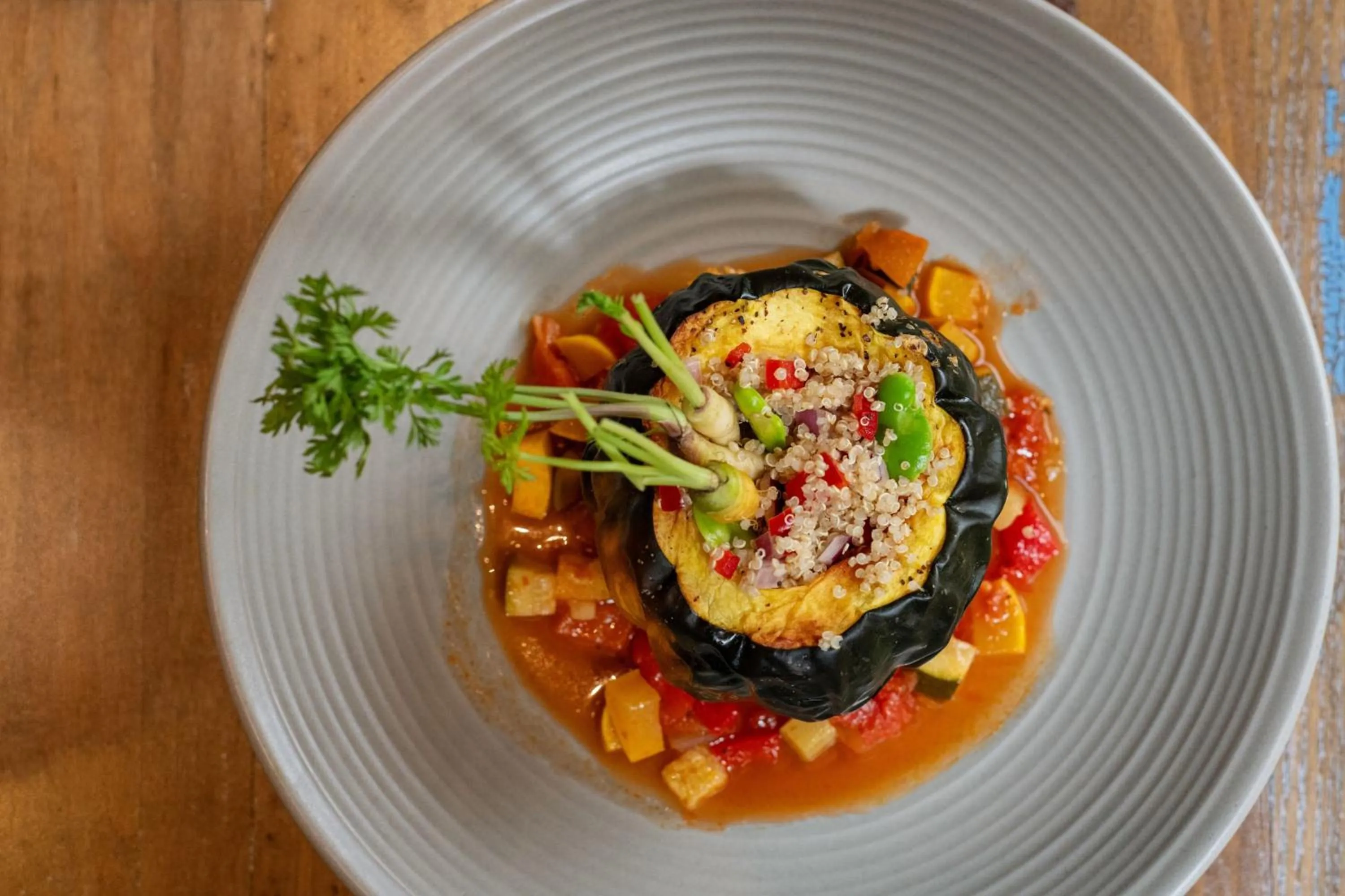 Restaurant/places to eat in Renaissance Newport Beach Hotel