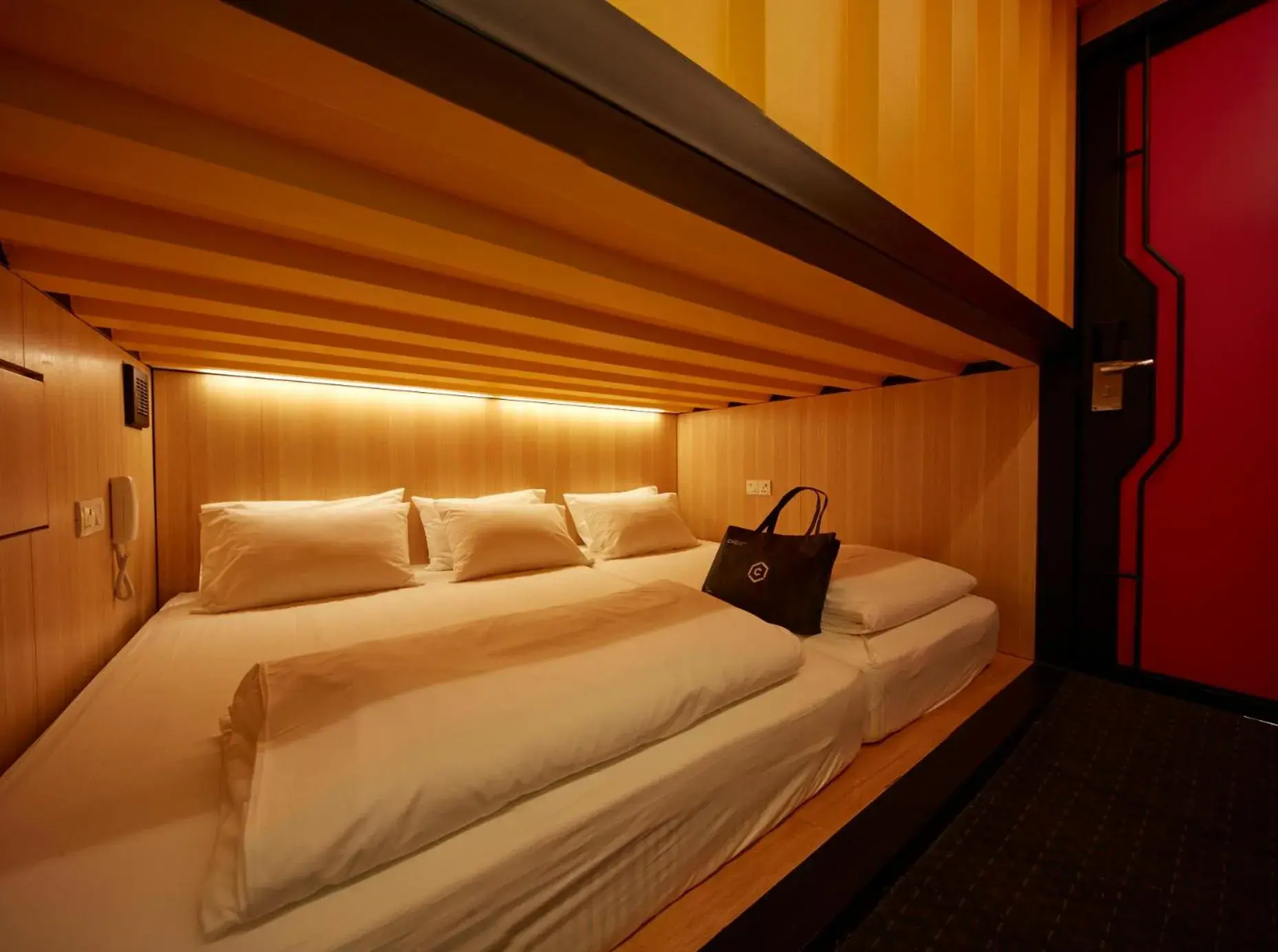Bed in Capsule Transit KLIA 2 (Landside) - Gateway@KLIA2, Level 1 Bed in Capsule Transit KLIA 2 (Landside) - Gateway@KLIA2, Level 1