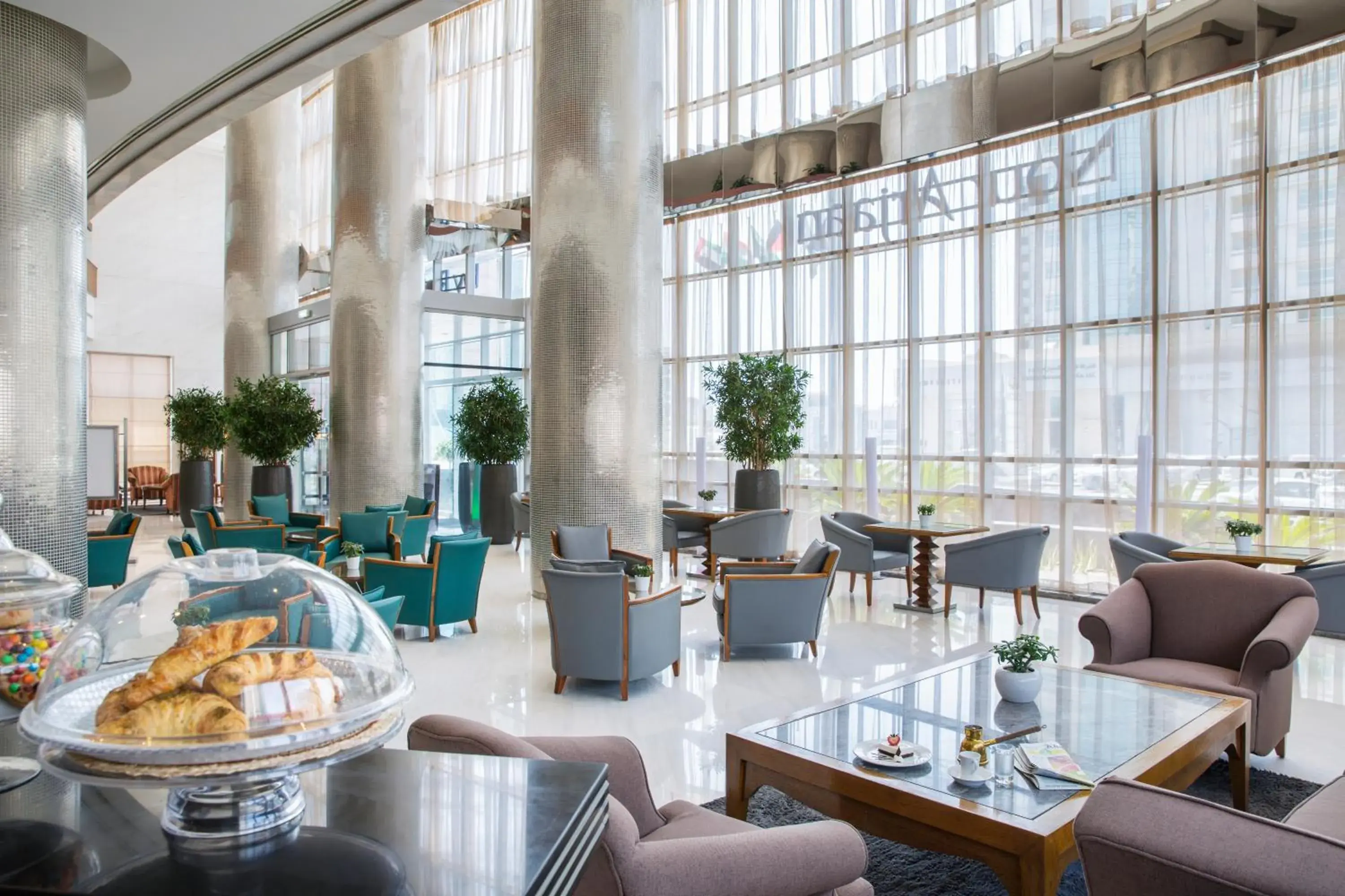 Restaurant/places to eat in Nour Arjaan by Rotana-Fujairah Restaurant/places to eat in Nour Arjaan by Rotana-Fujairah