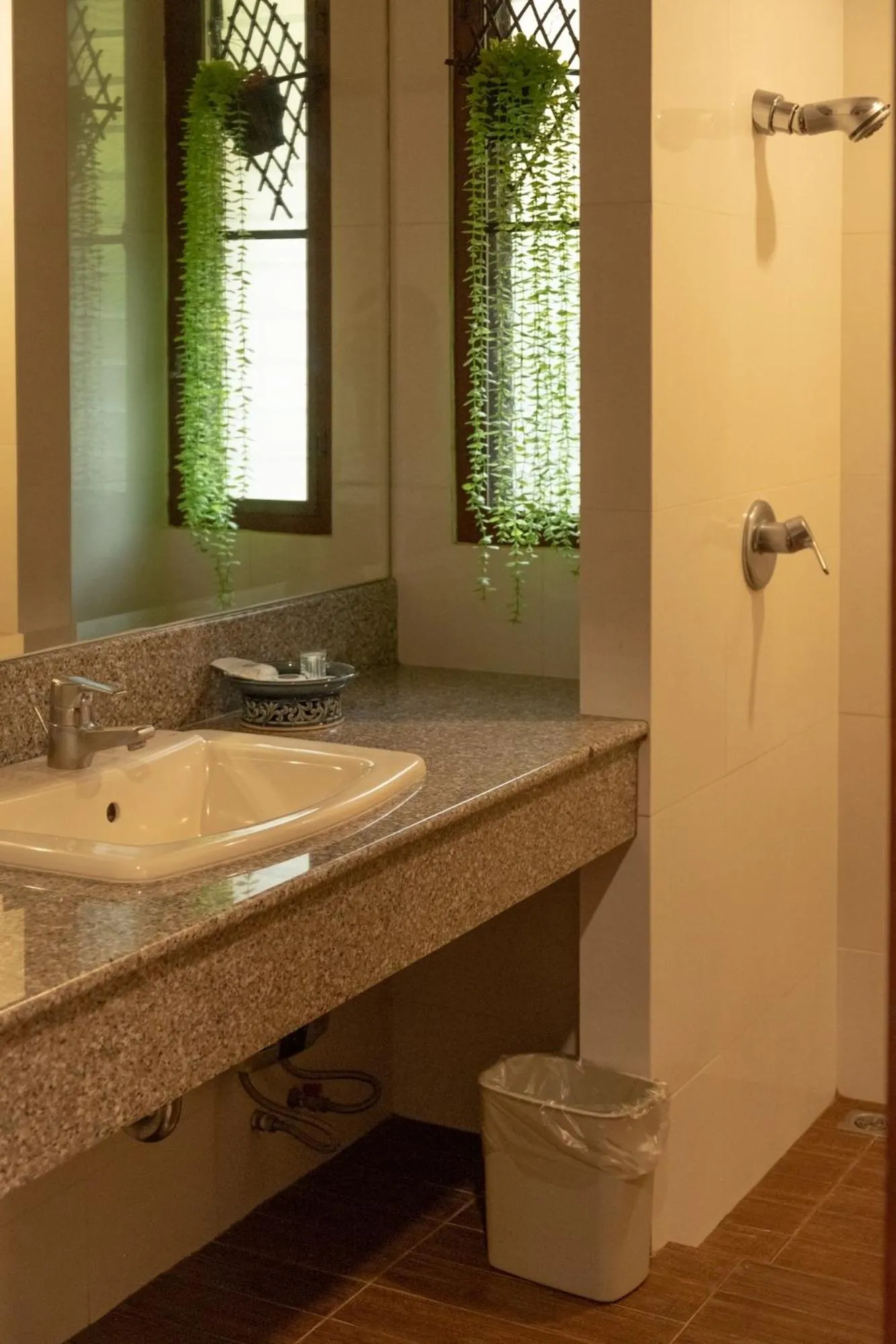 Bathroom in Sailom Resort Bangsaphan