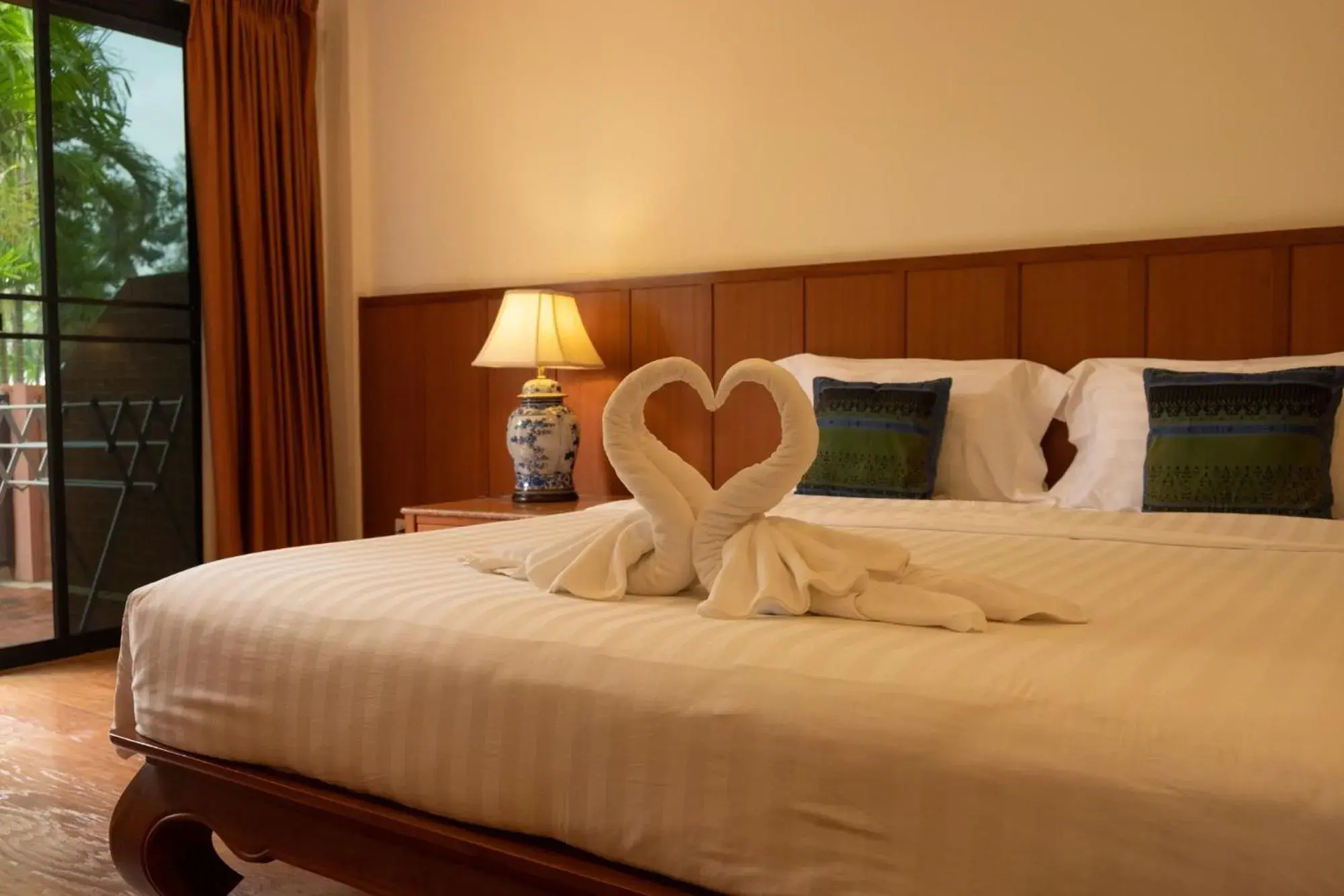 Bed in Sailom Resort Bangsaphan Bed in Sailom Resort Bangsaphan