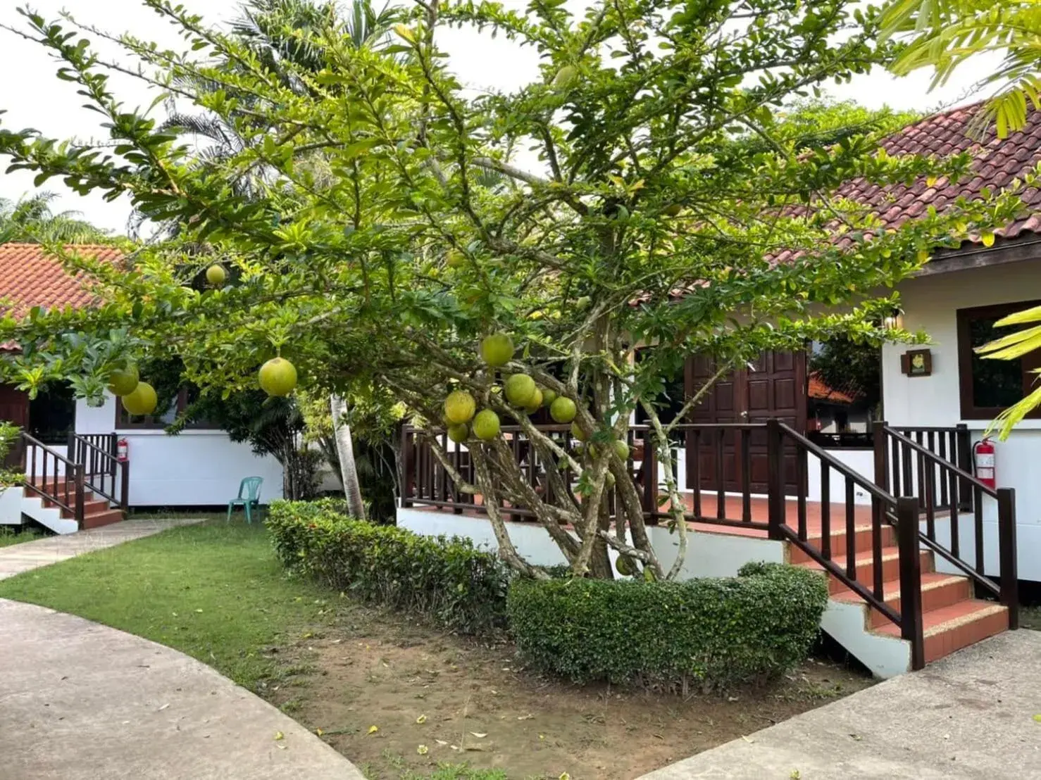 Property building in Sailom Resort Bangsaphan Property building in Sailom Resort Bangsaphan