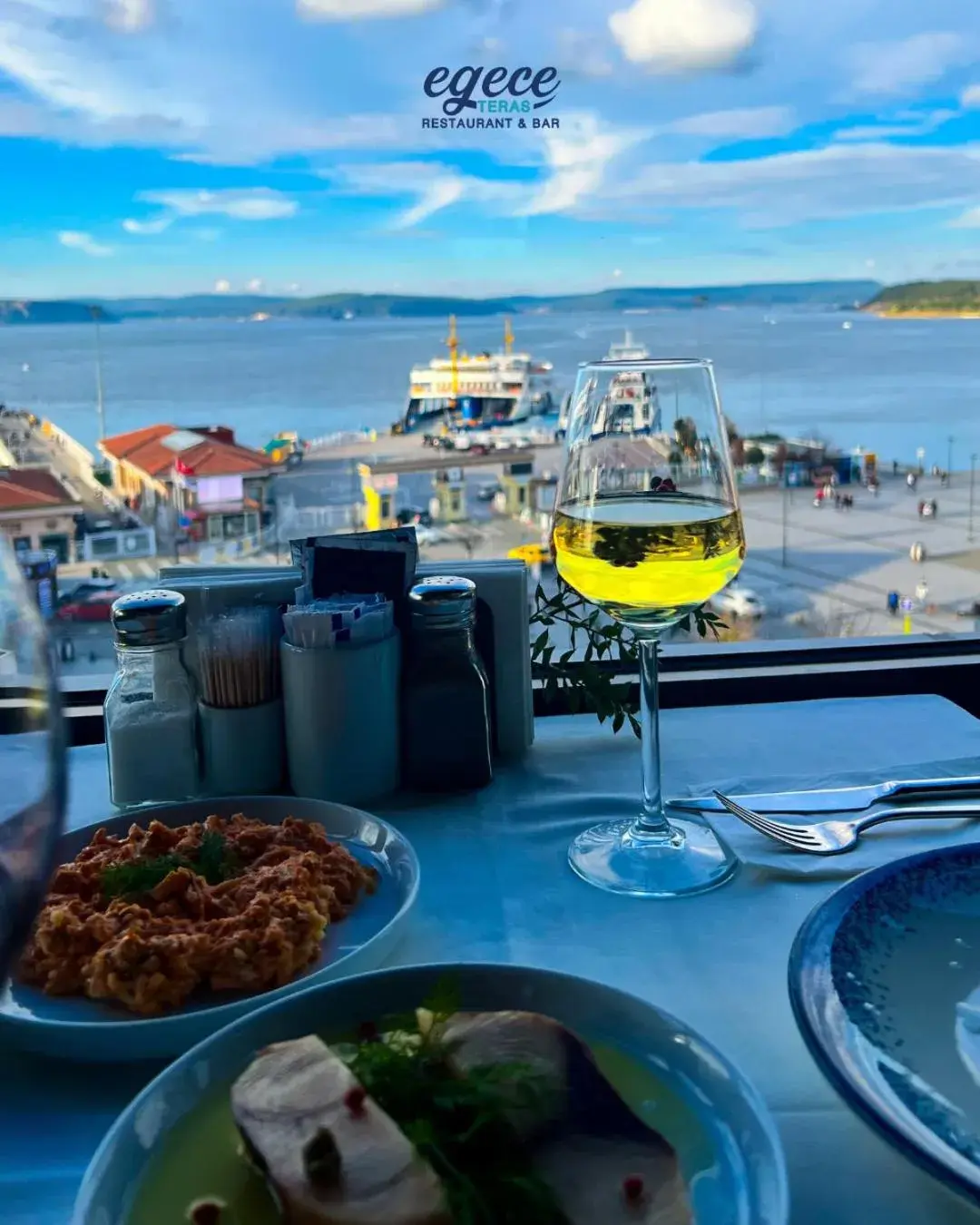 Restaurant/places to eat in Kule Hotel Restaurant/places to eat in Kule Hotel
