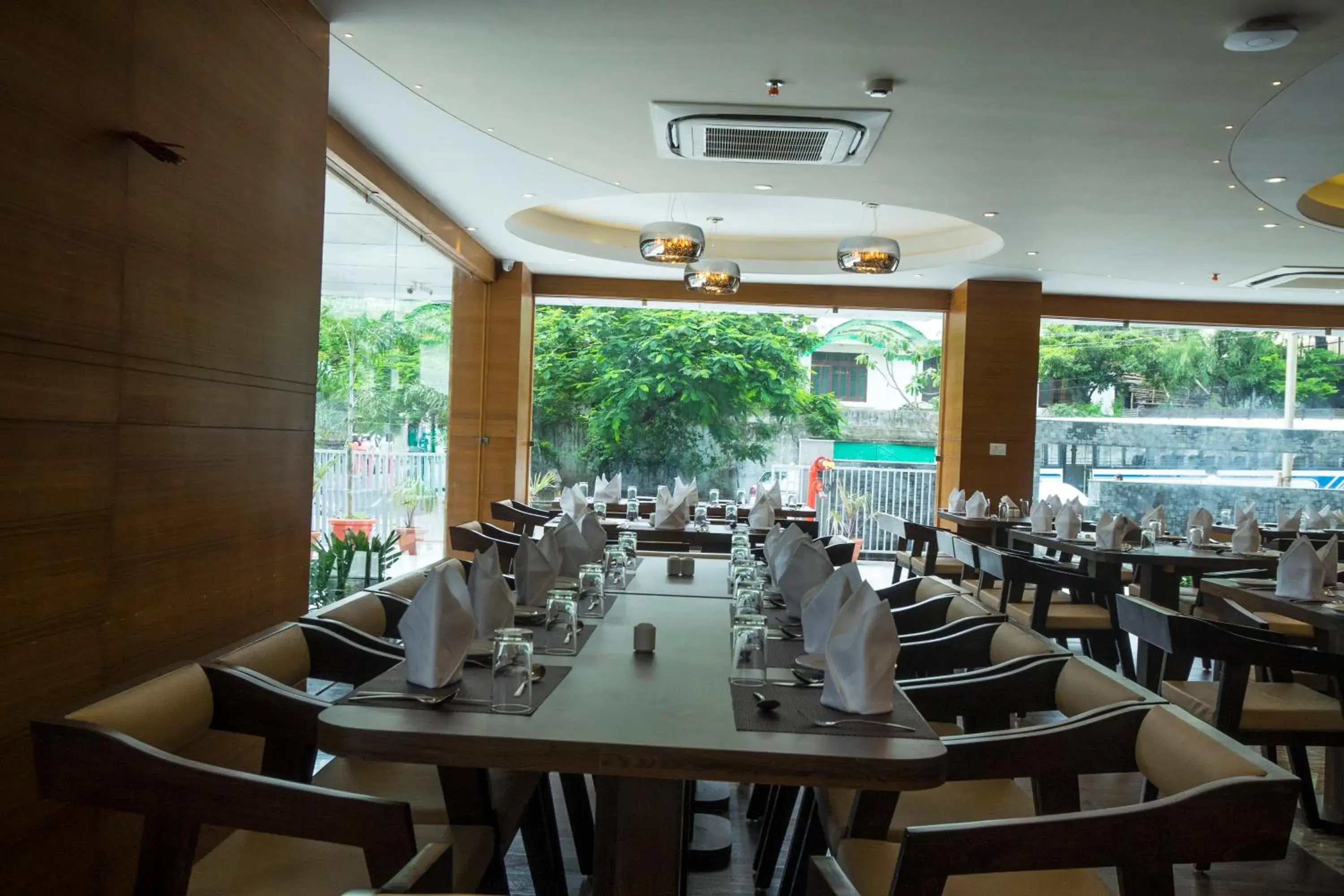 Restaurant/places to eat in Hotel Udai Median Restaurant/places to eat in Hotel Udai Median