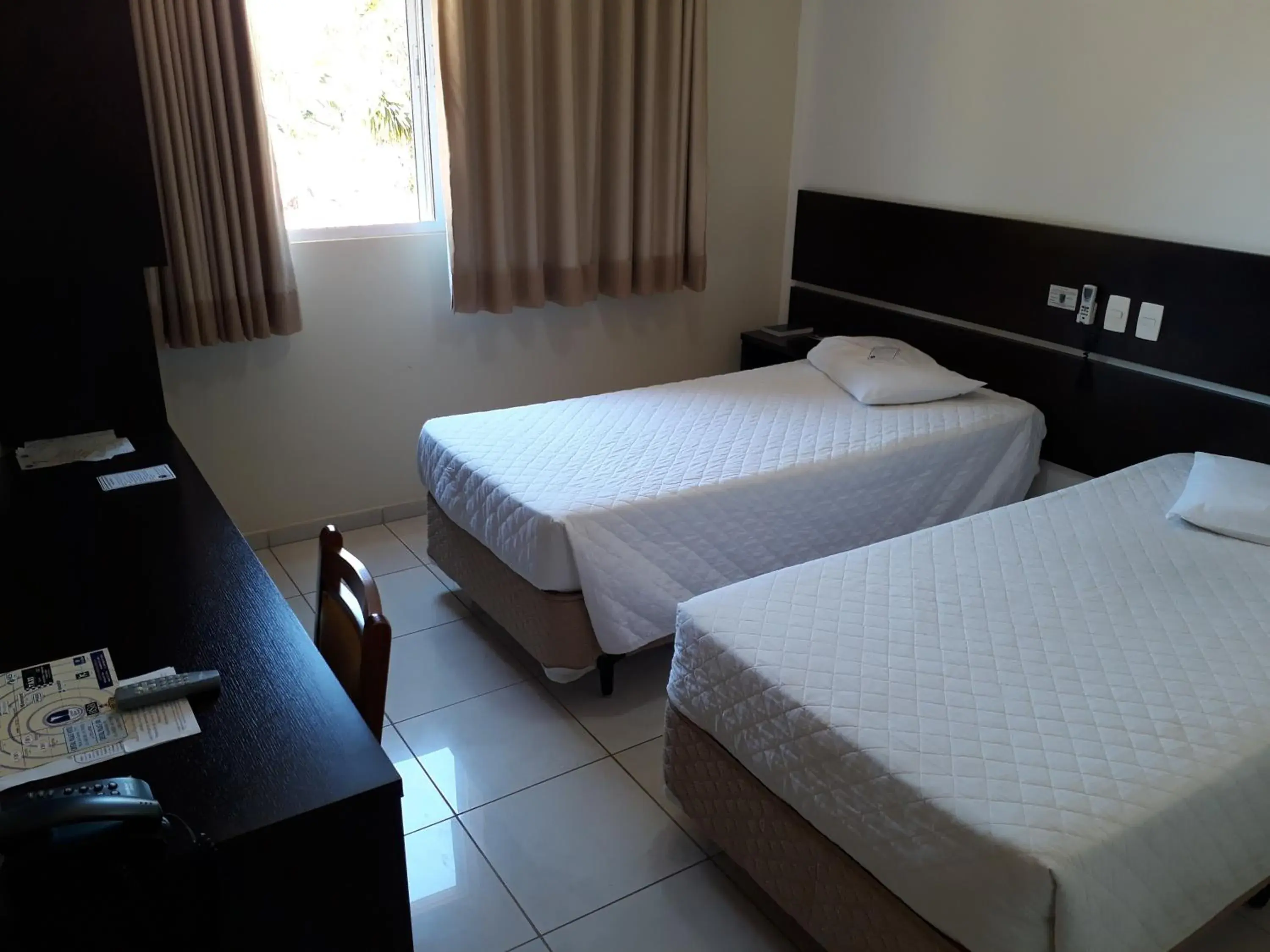 Standard Twin Room - single occupancy in Cristal Palace Inn Standard Twin Room - single occupancy in Cristal Palace Inn