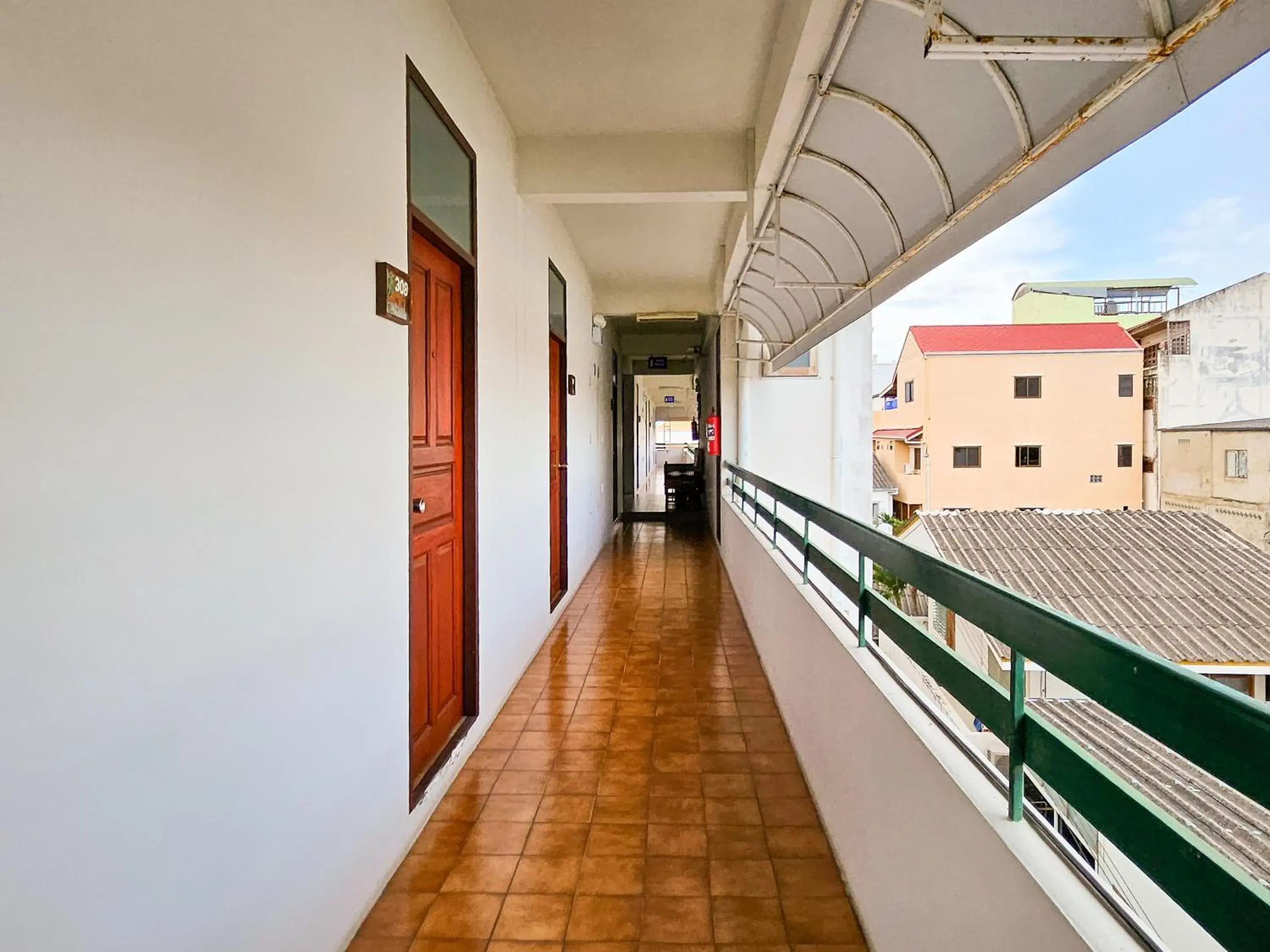 Balcony/Terrace in Sirin Hotel Hua Hin Balcony/Terrace in Sirin Hotel Hua Hin