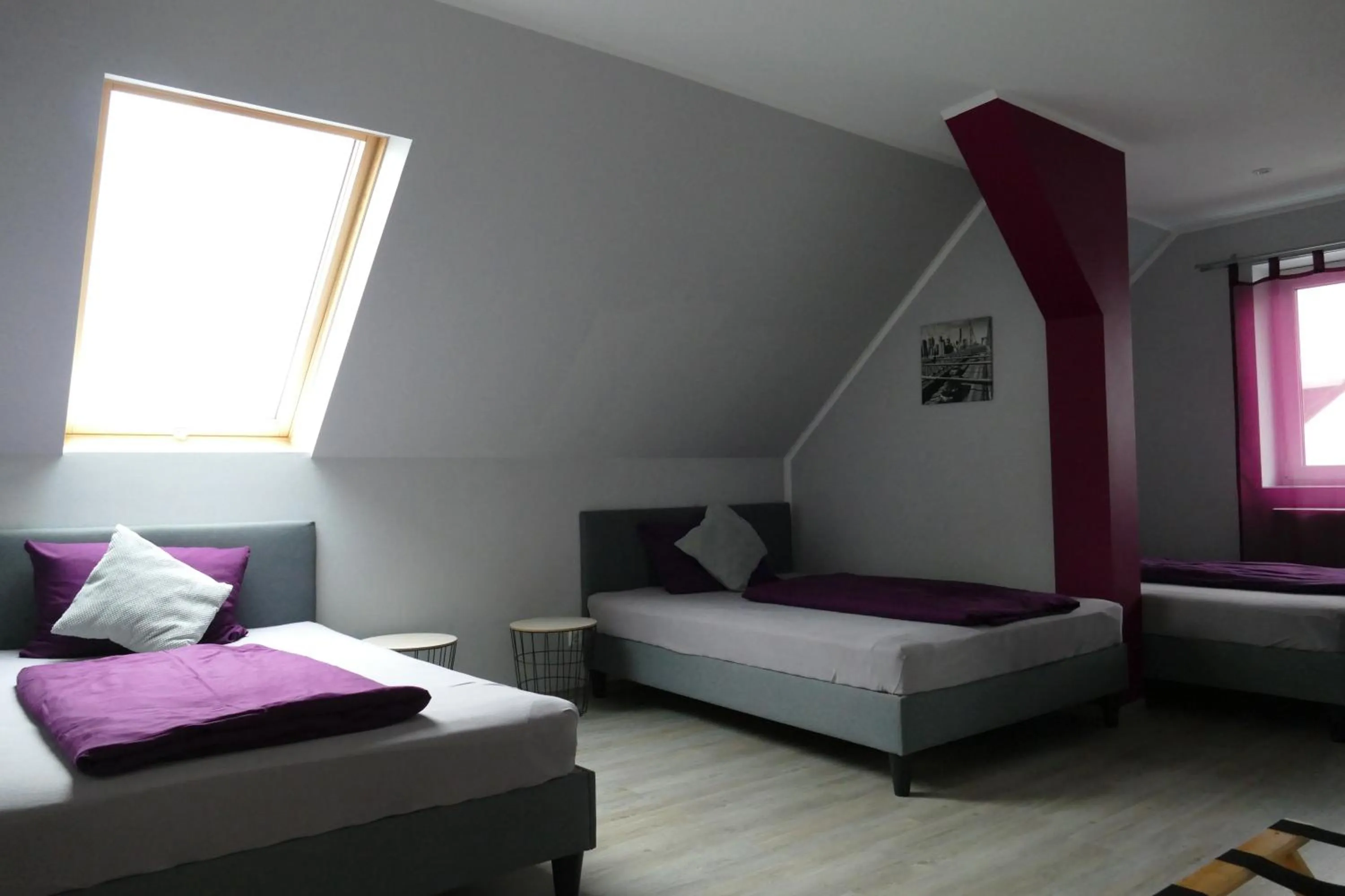 Triple Room with Shared Toilet in Pension Dortmund Messe