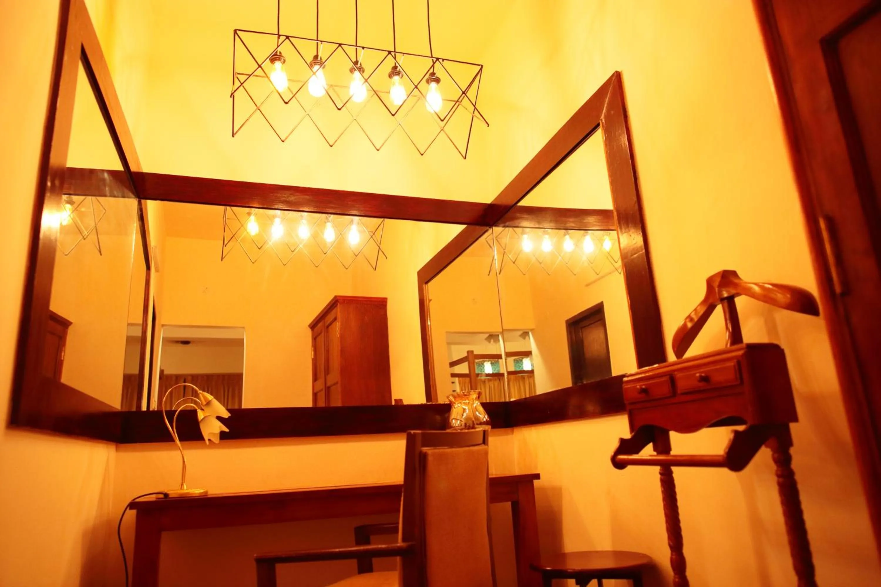 Decorative detail in Hotel Villa Highnest - Oragadam -Sriperumbudur