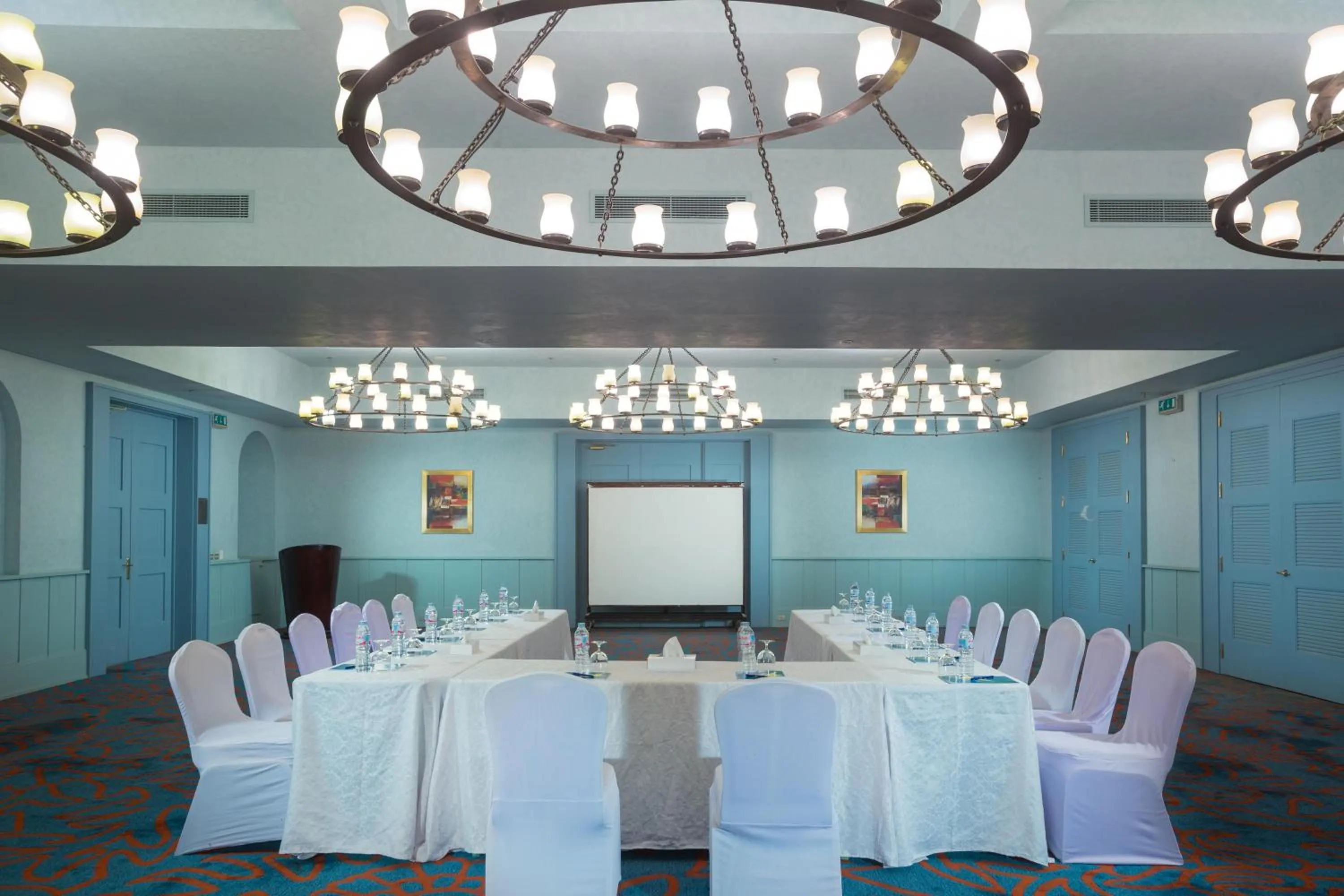 Meeting/conference room in Strand Beach Resort