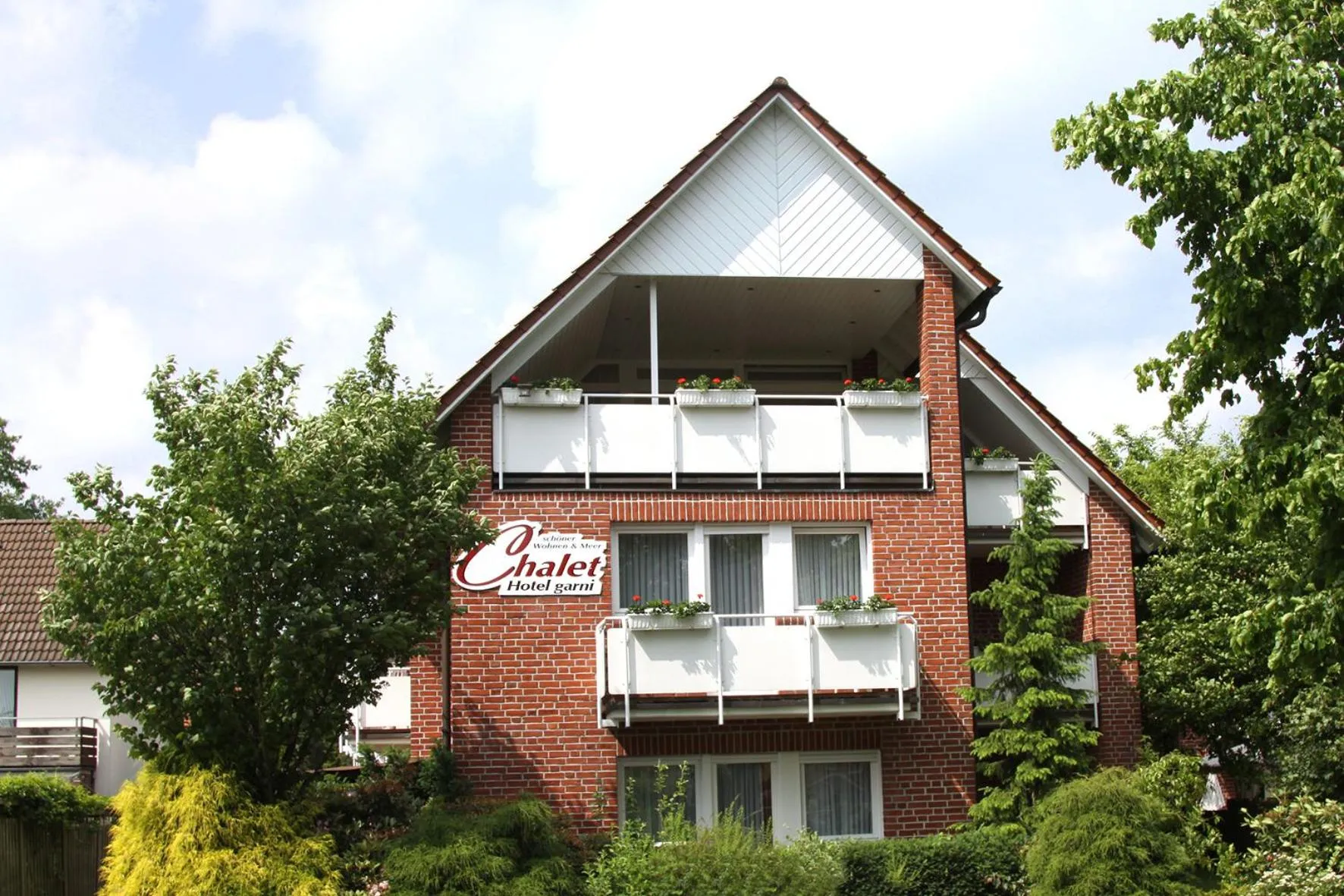 Property building in Hotel Chalet