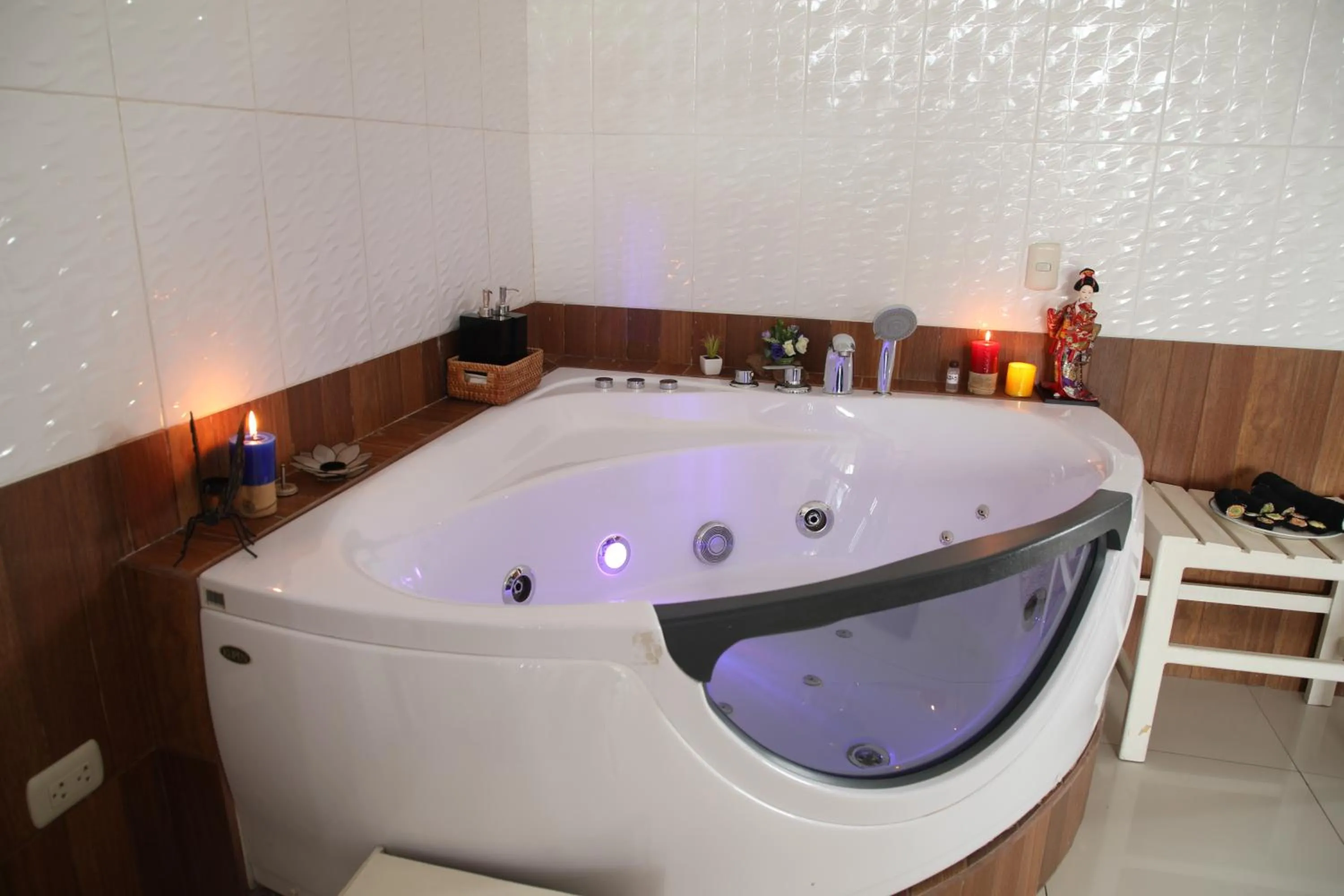 Hot Tub in Hotel Rulman
