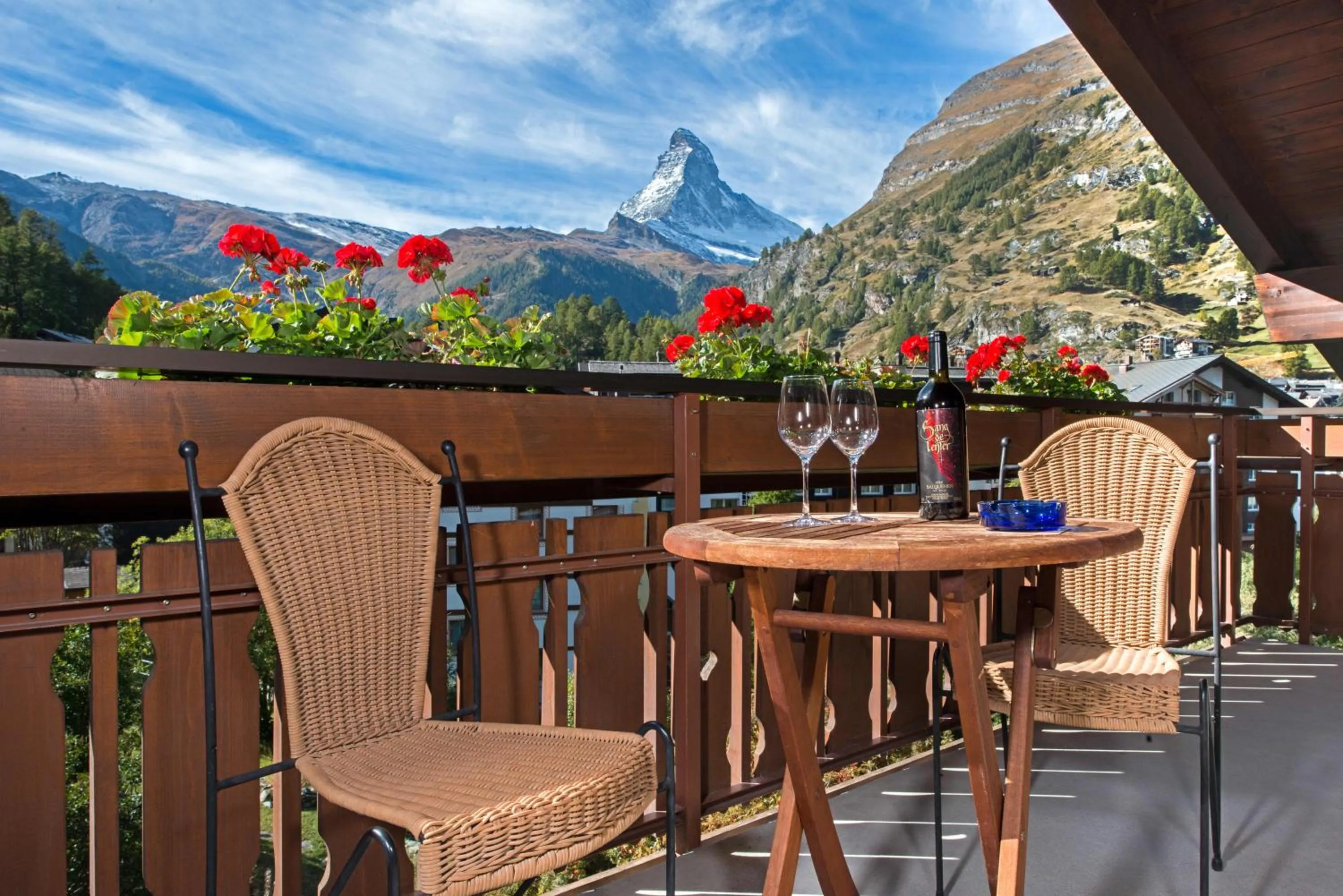View (from property/room), Balcony/Terrace in Hotel Dufour Chalet - Adults only