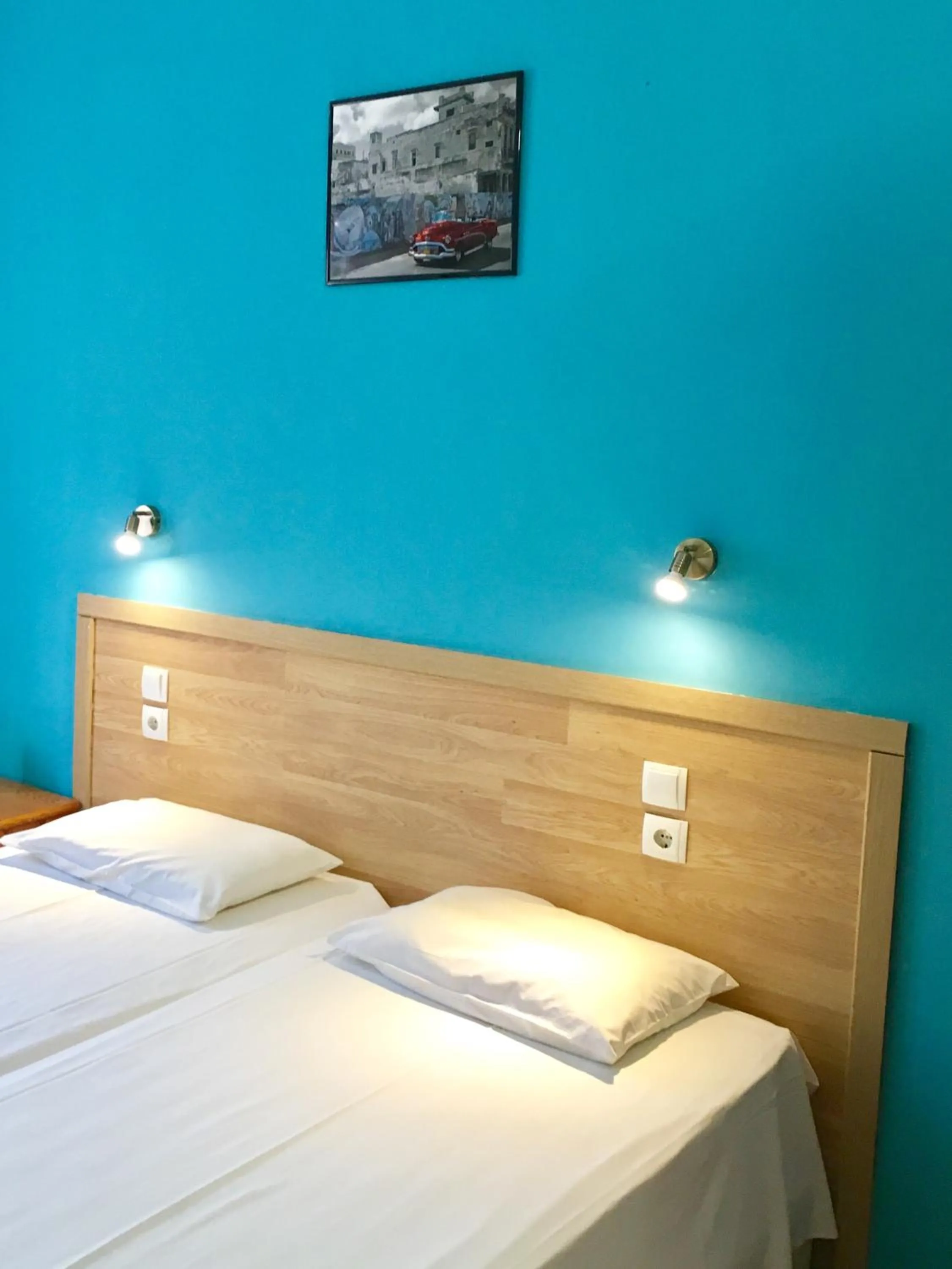 Bed in Hotel Kastoria