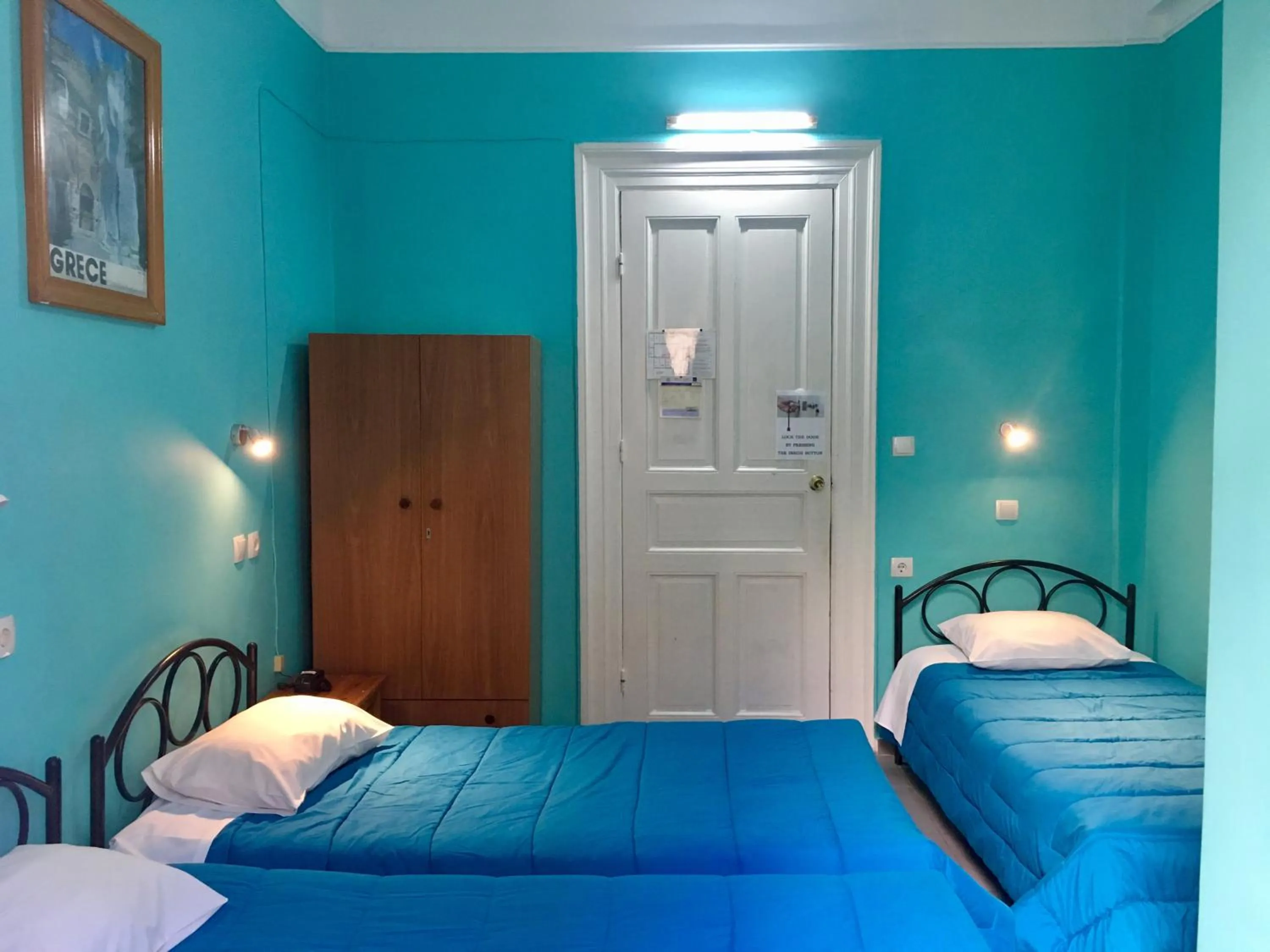 Bed in Hotel Kastoria