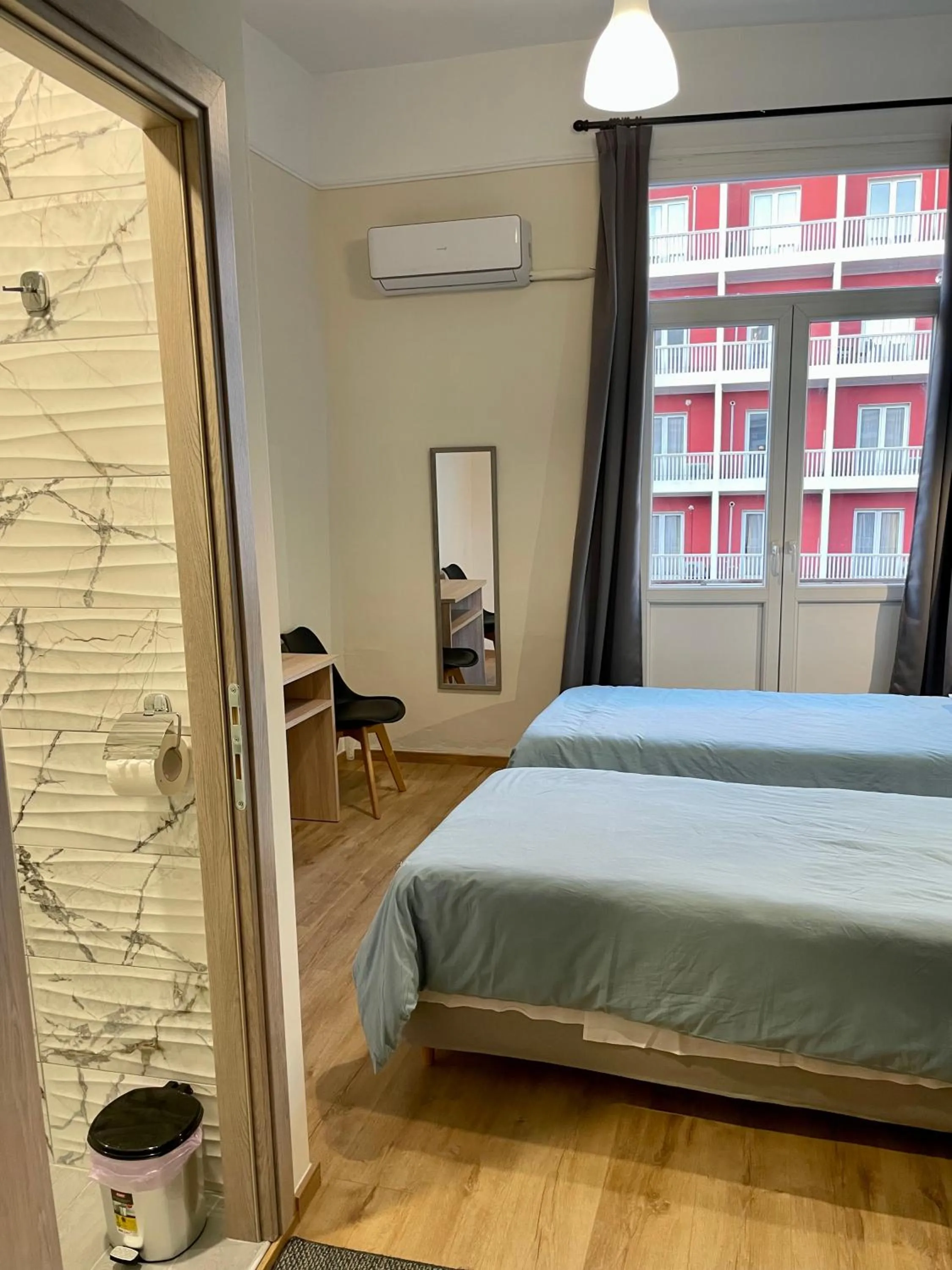 Photo of the whole room, Bed in Hotel Kastoria