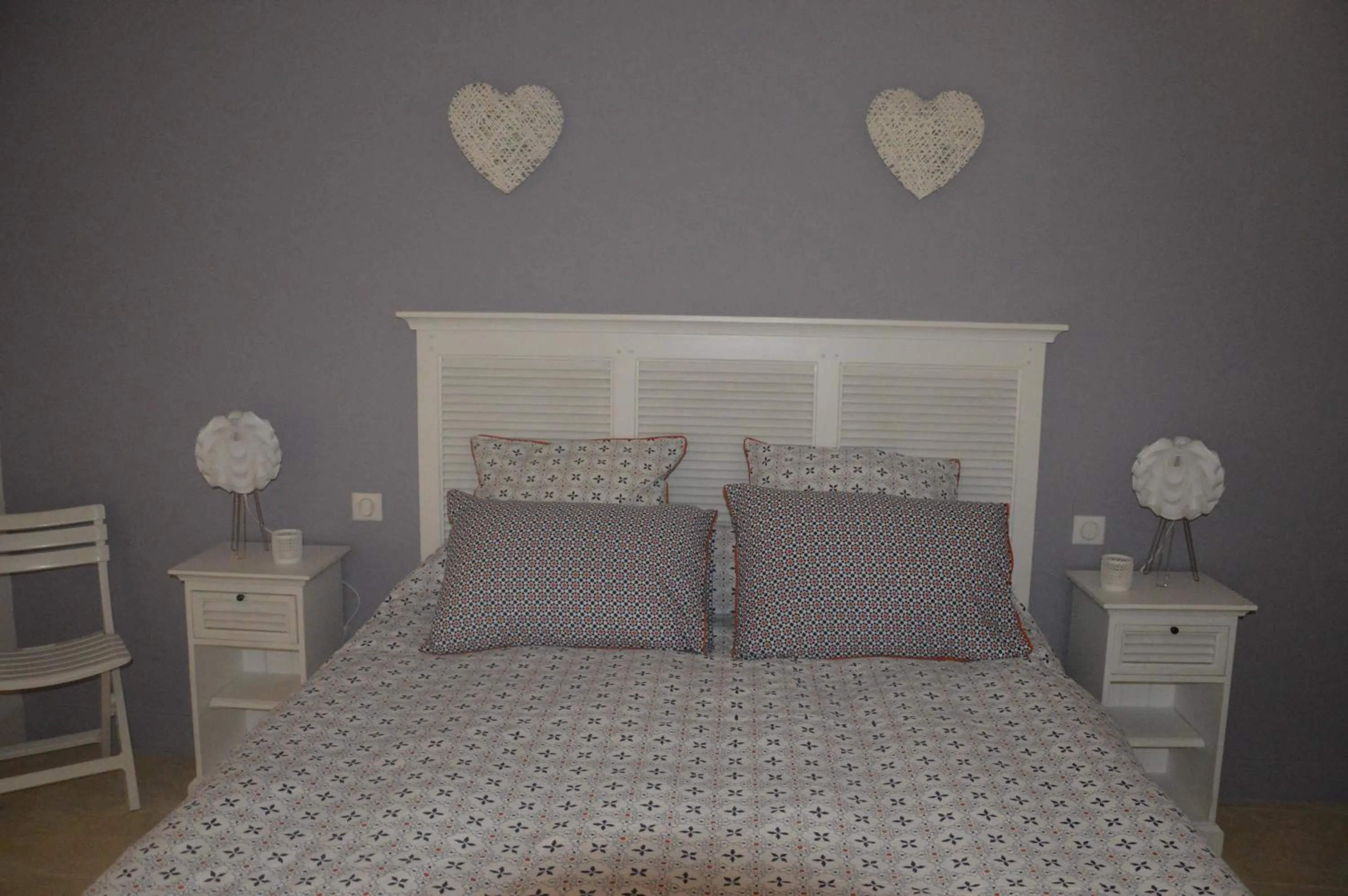 Photo of the whole room, Bed in Il était une fois...