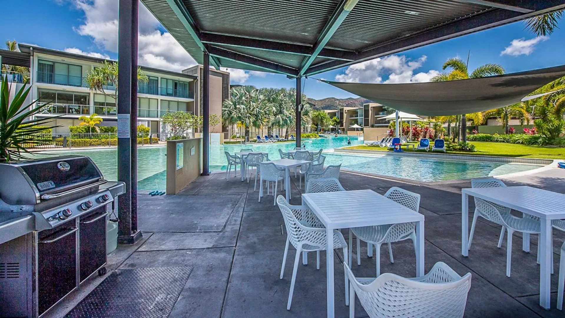 Blue on Blue Superior Studio Room 1221