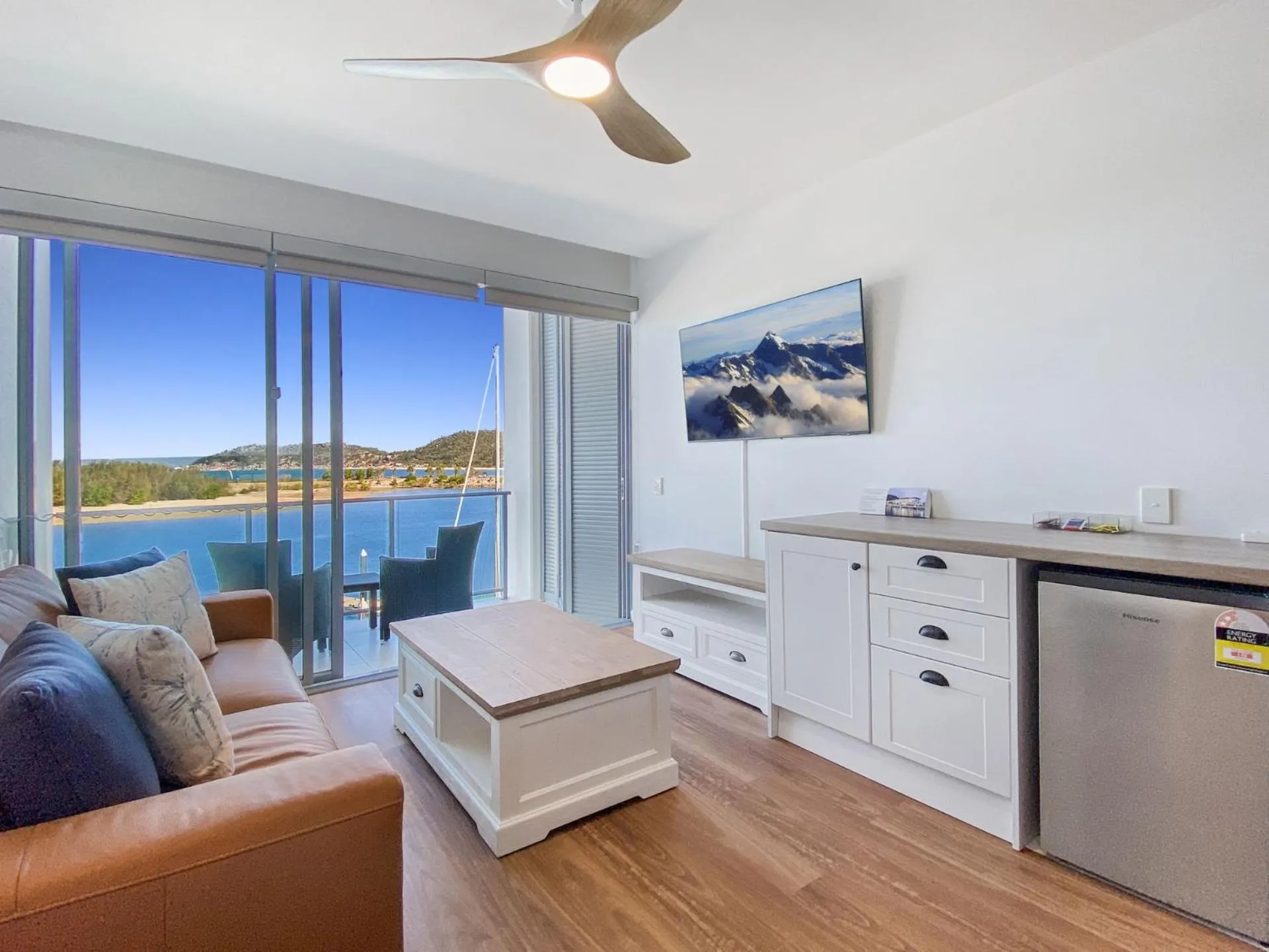 Blue on Blue Studio Room 1362