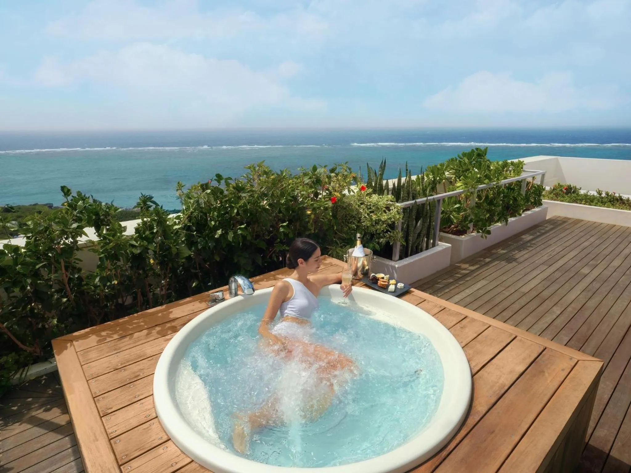 Photo of the whole room in ANA InterContinental Ishigaki Resort by IHG