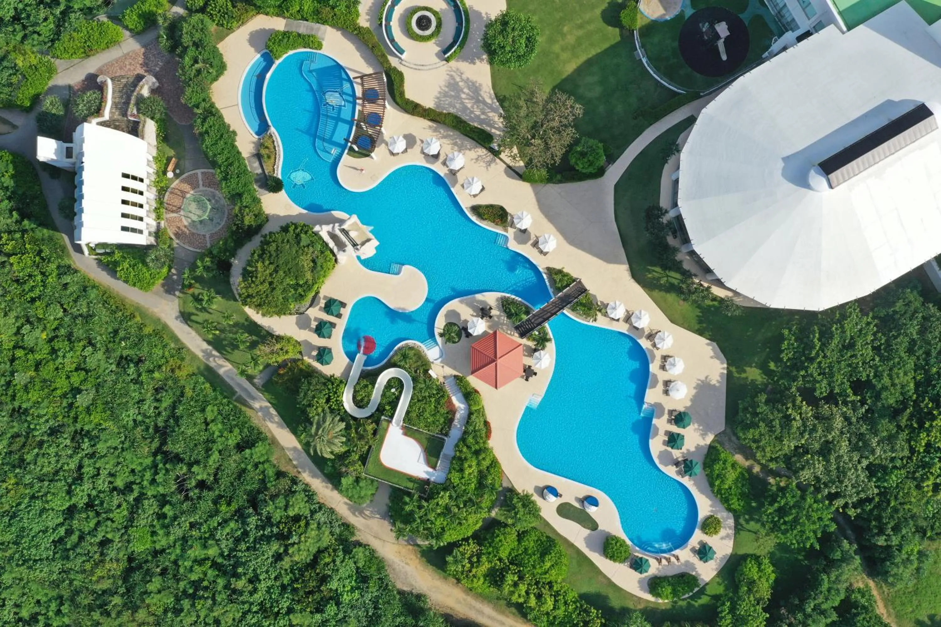 Swimming pool in ANA InterContinental Ishigaki Resort by IHG