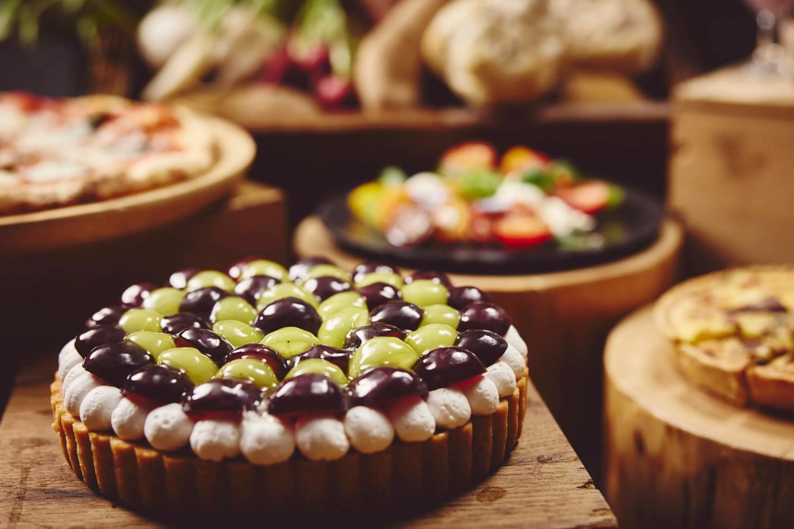 Restaurant/places to eat in ANA InterContinental Manza Beach Resort by IHG