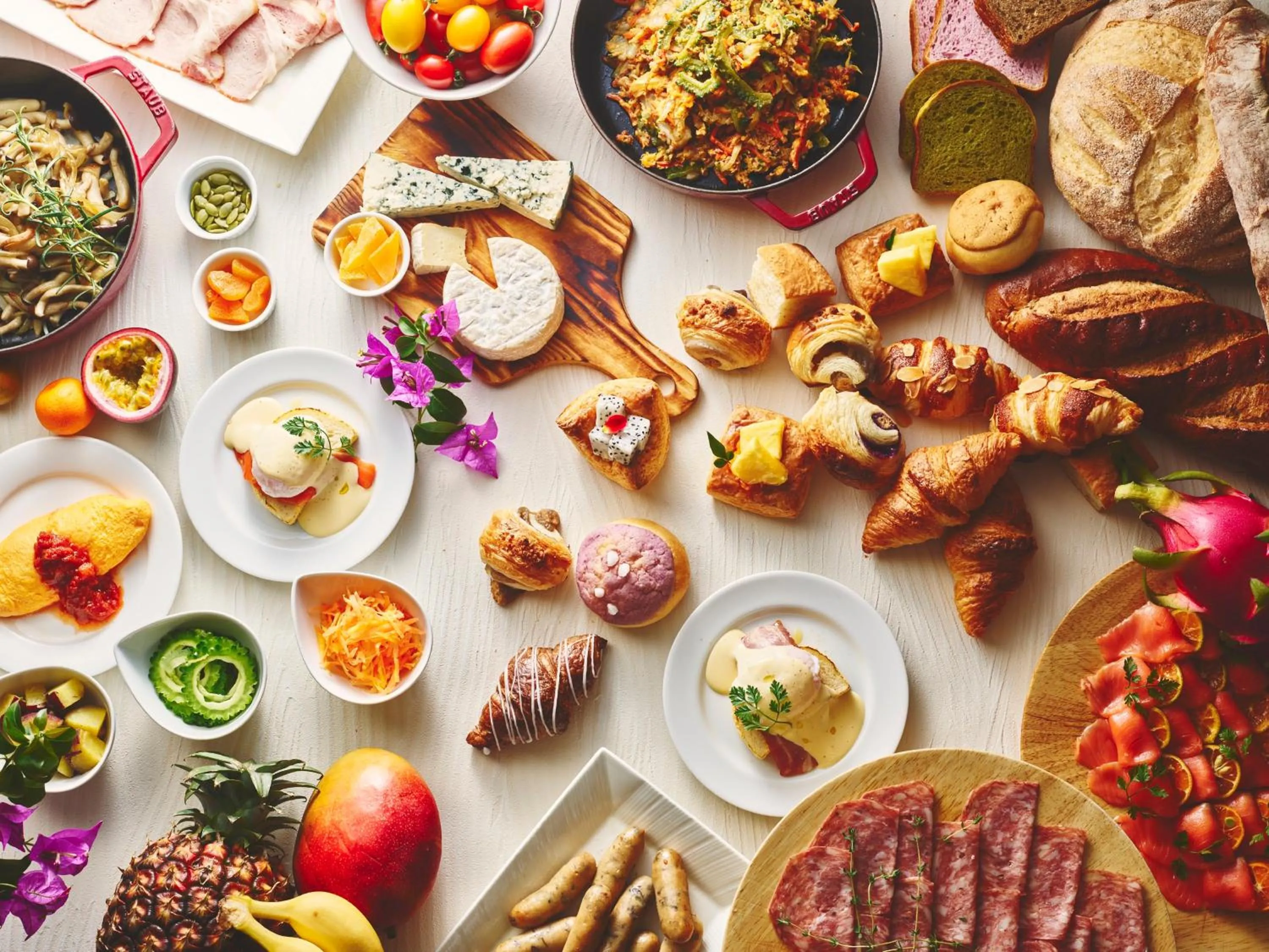 Breakfast in ANA InterContinental Manza Beach Resort by IHG