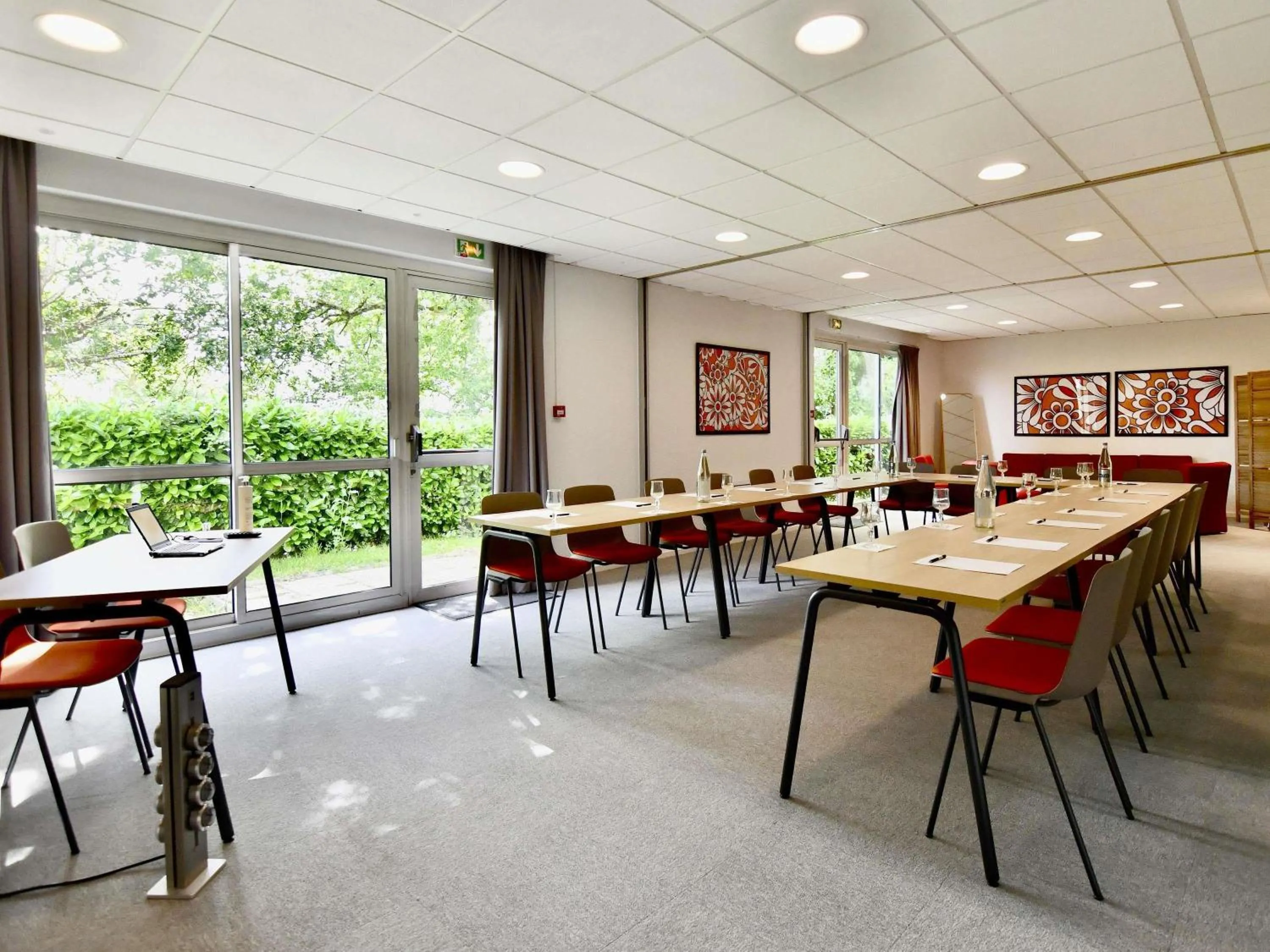 Meeting/conference room in ibis Quimper