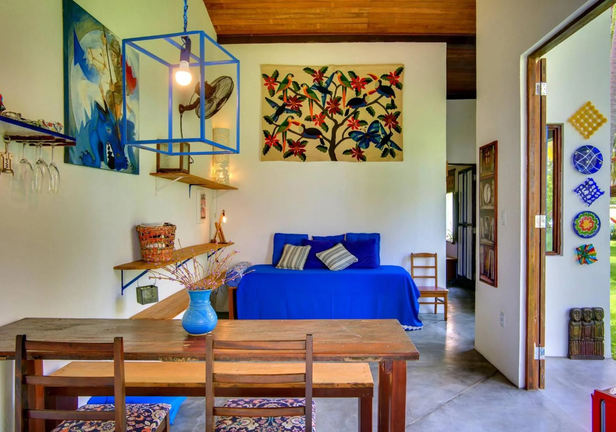Facade/entrance, Bed in Pousada Vila do Patacho