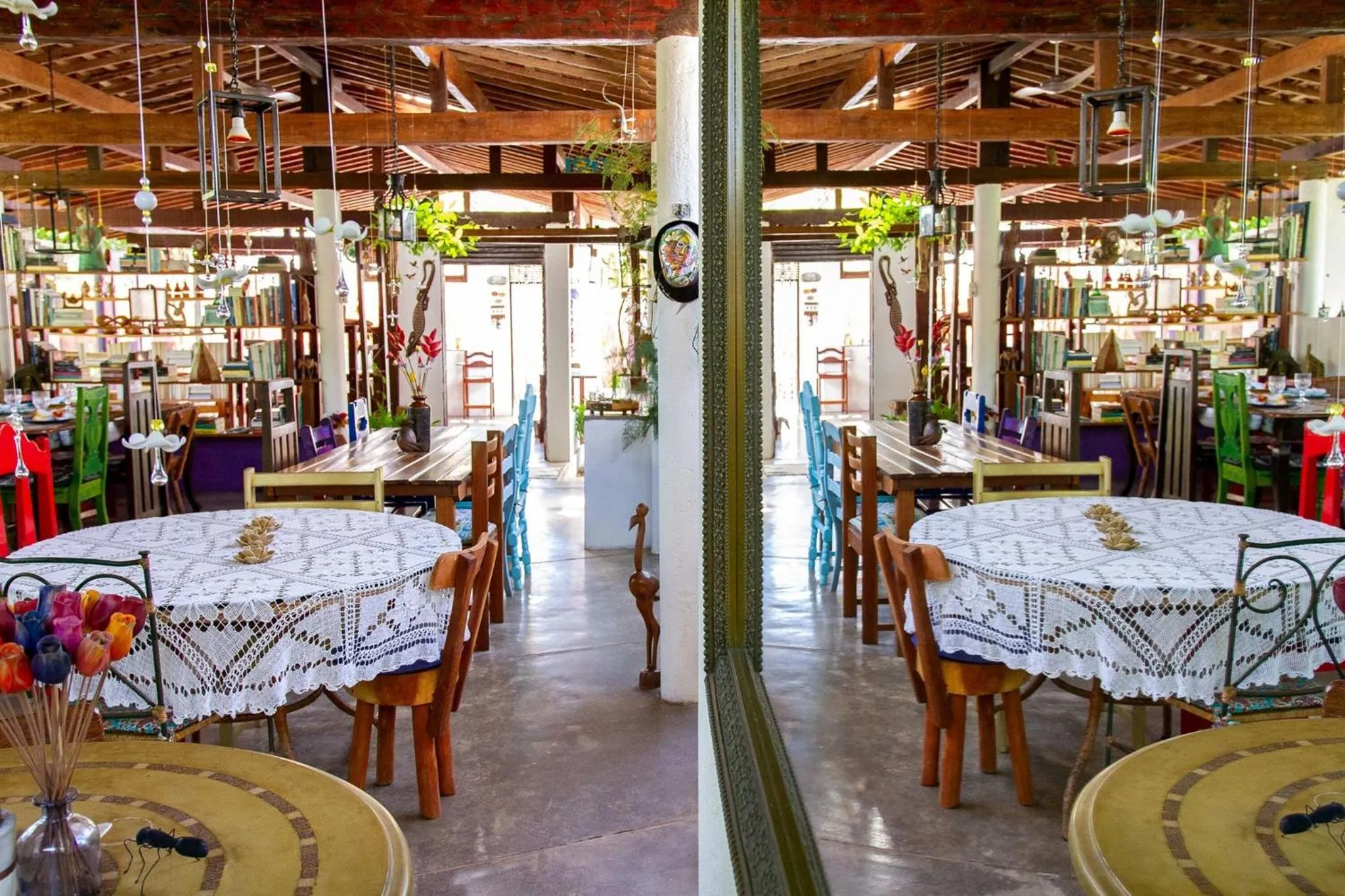 Restaurant/places to eat in Pousada Vila do Patacho