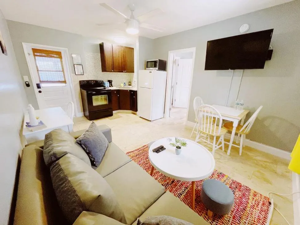 Living room in Sea Steps By Lowkl