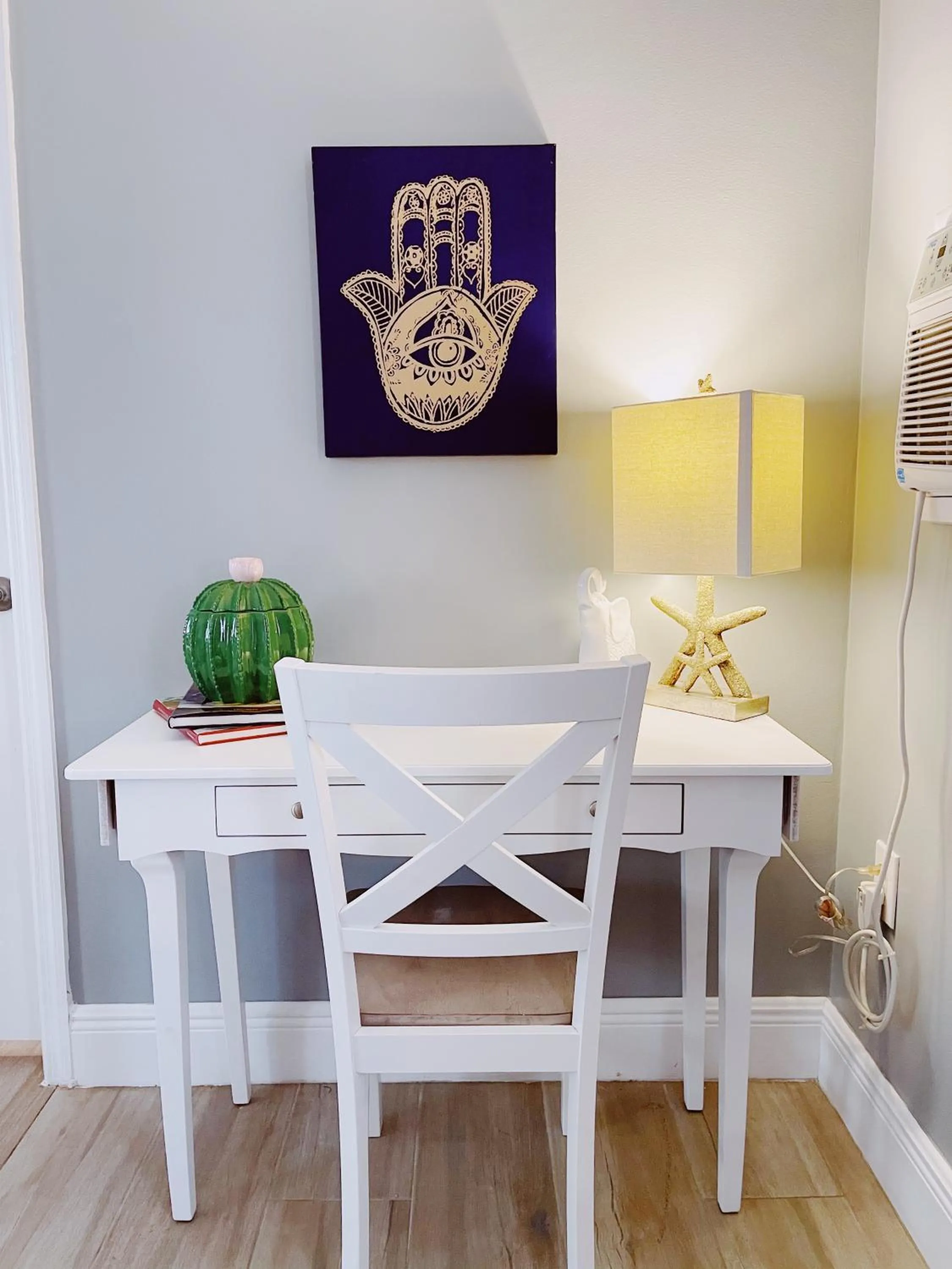 Bedroom in Sea Steps By Lowkl