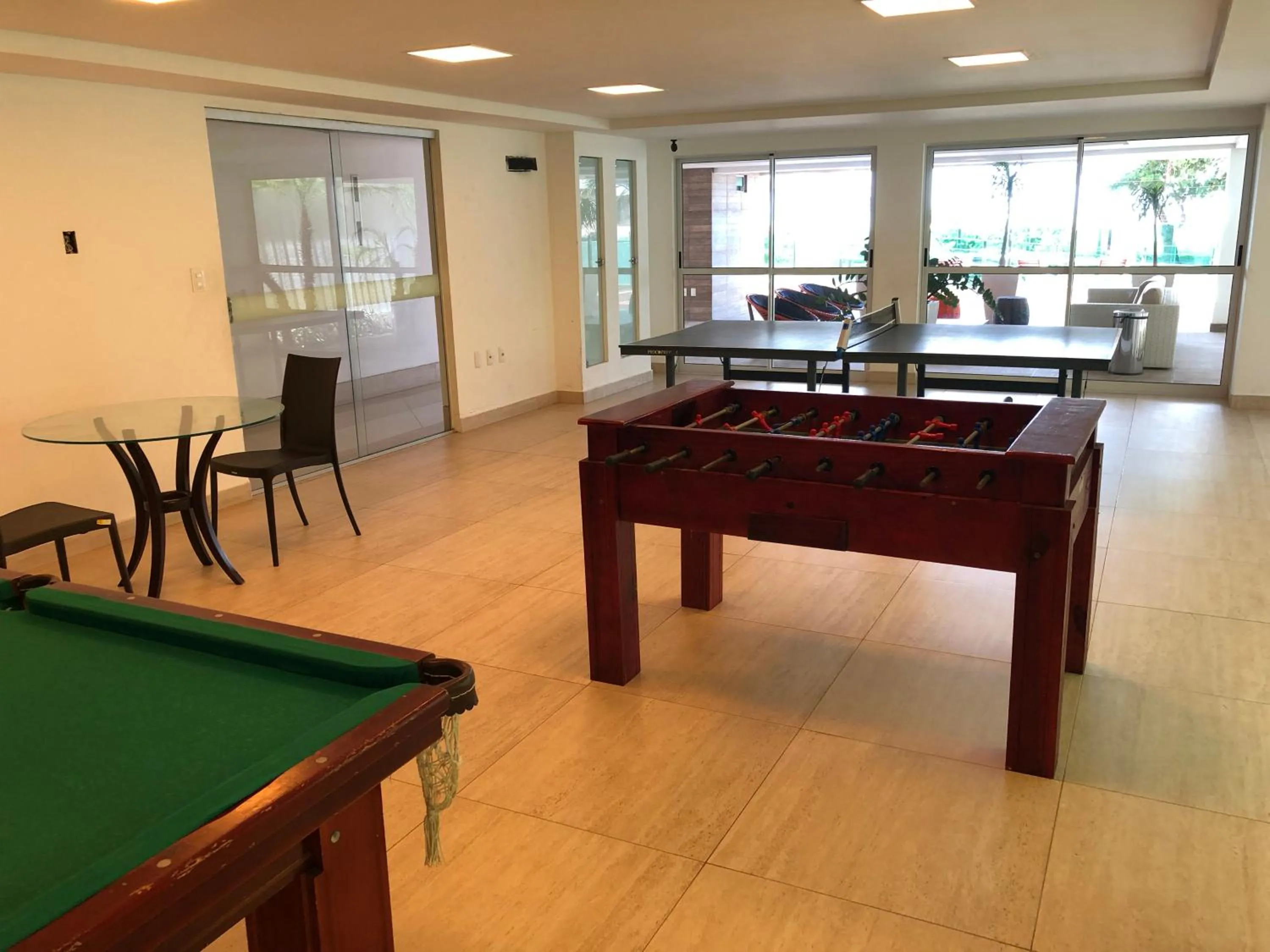 Game Room in Apto Lazer