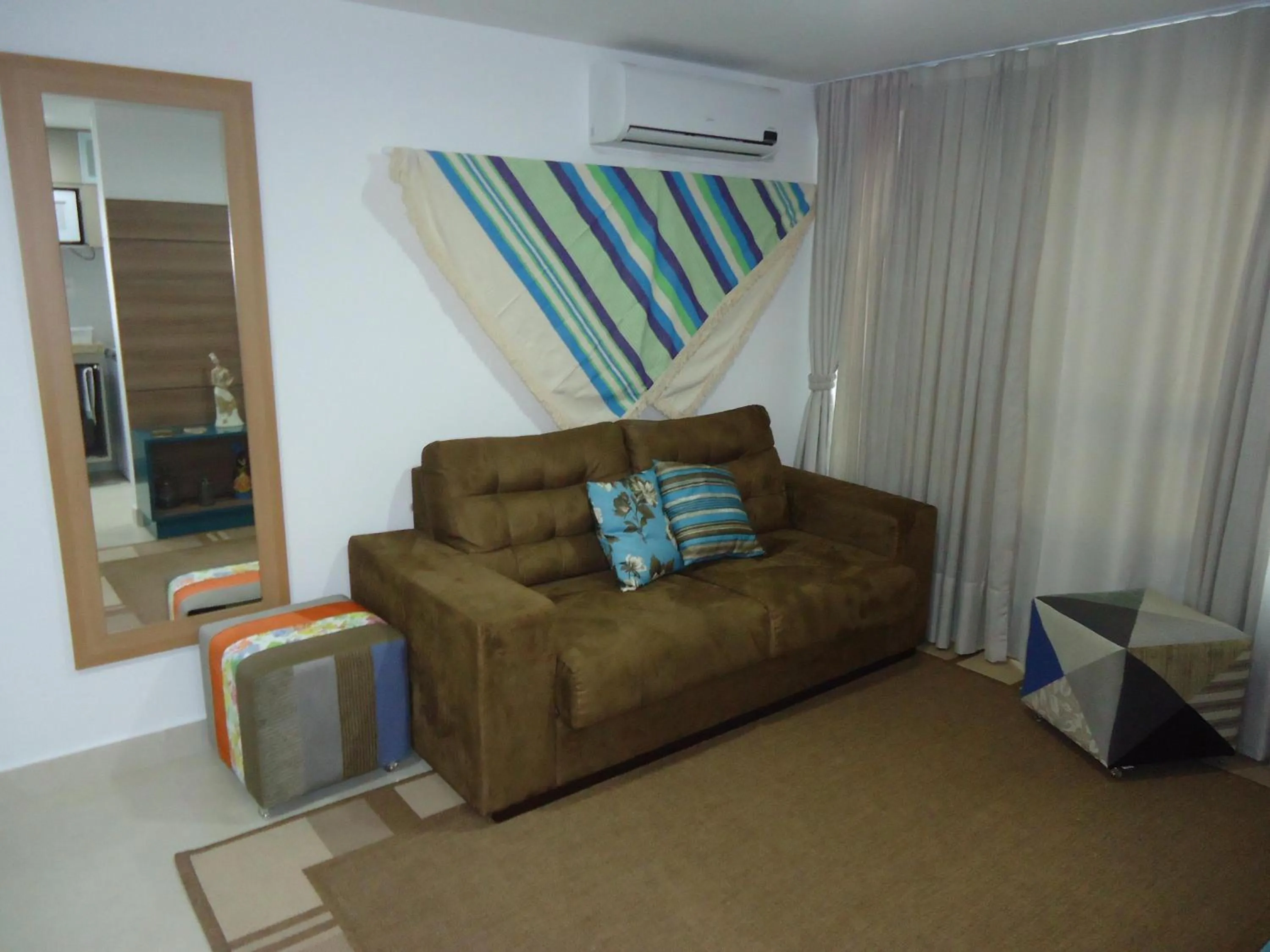 Communal lounge/ TV room in Apto Lazer