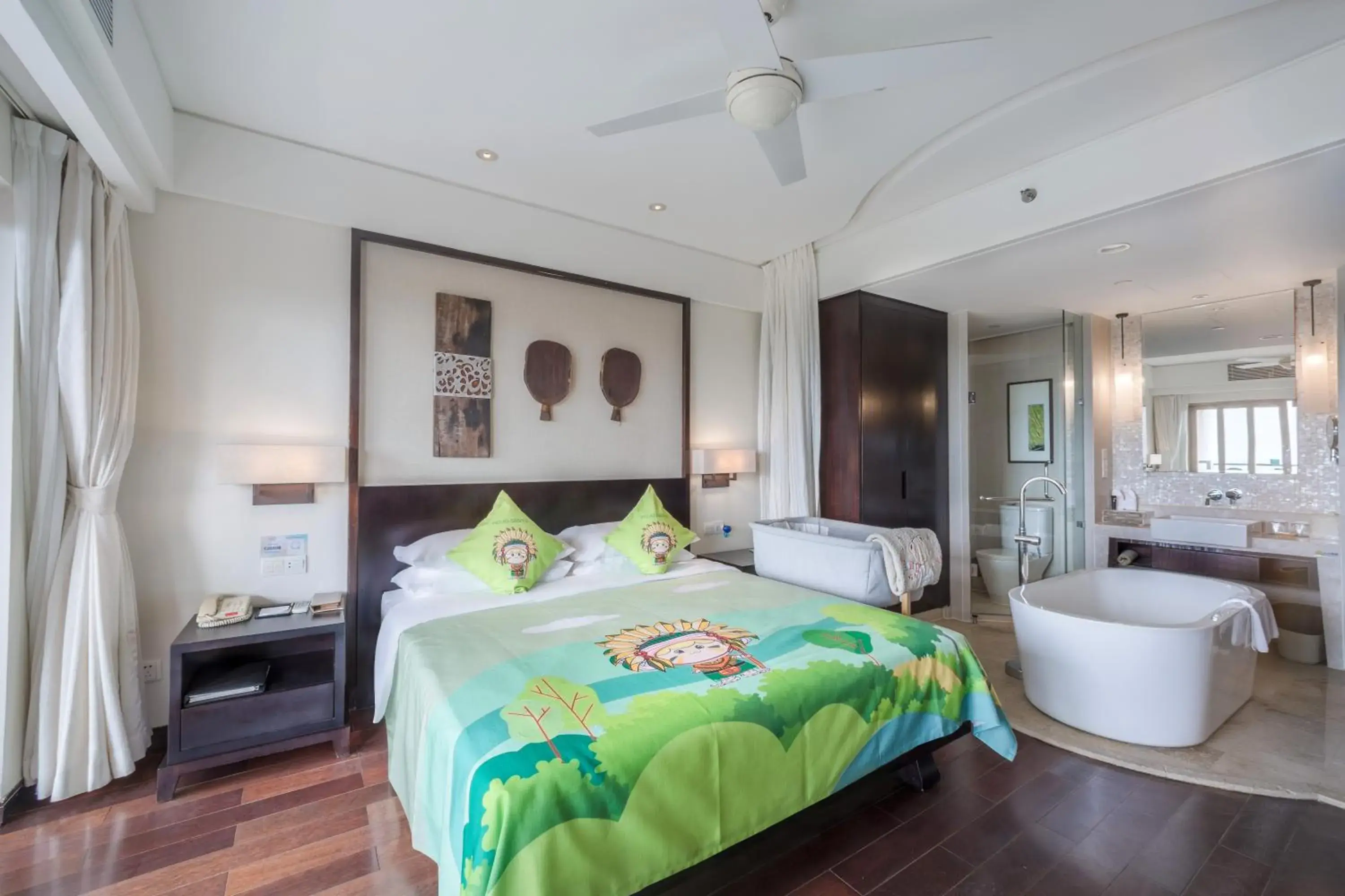 Bed in Howard Johnson Resort Sanya Bay Bed in Howard Johnson Resort Sanya Bay