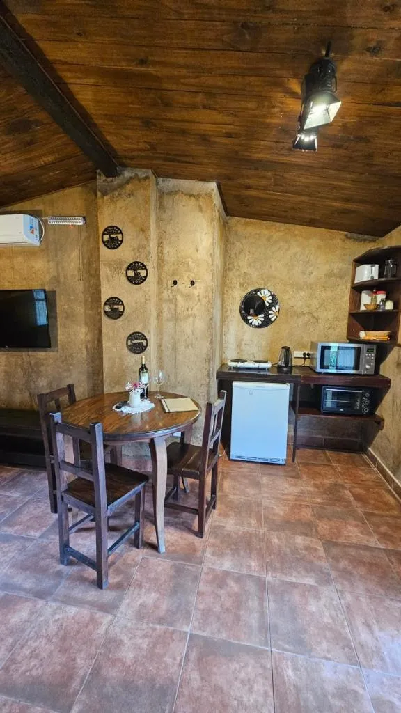 Dining area in Posada del Santo Green & Rest - Cabañas