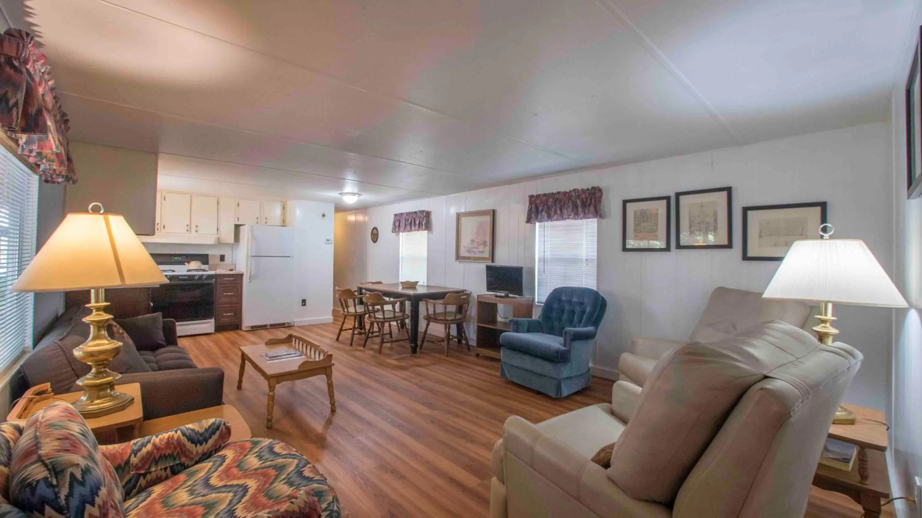 Living room in Valentine Lakeside