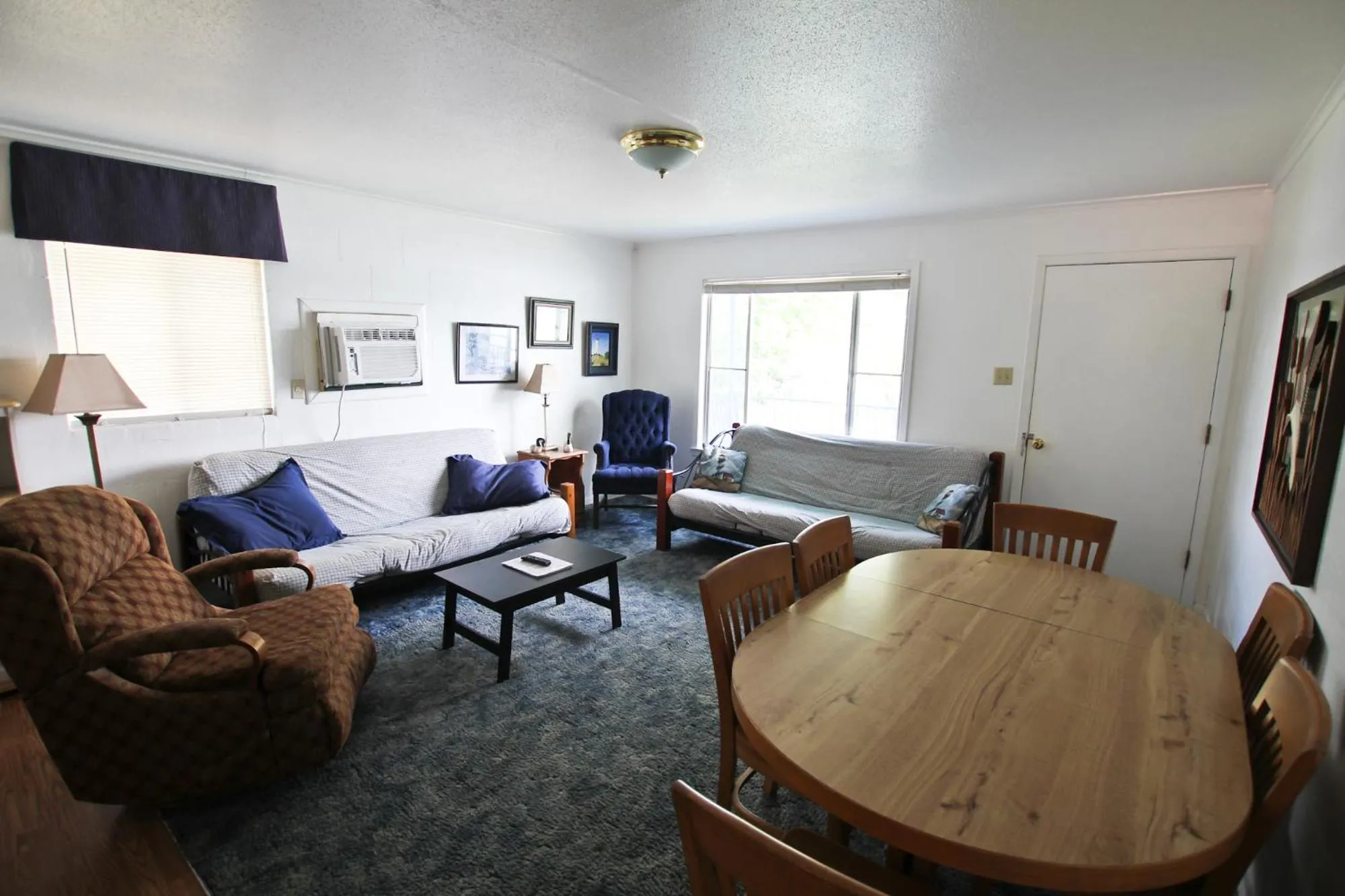 Property building in Valentine Lakeside