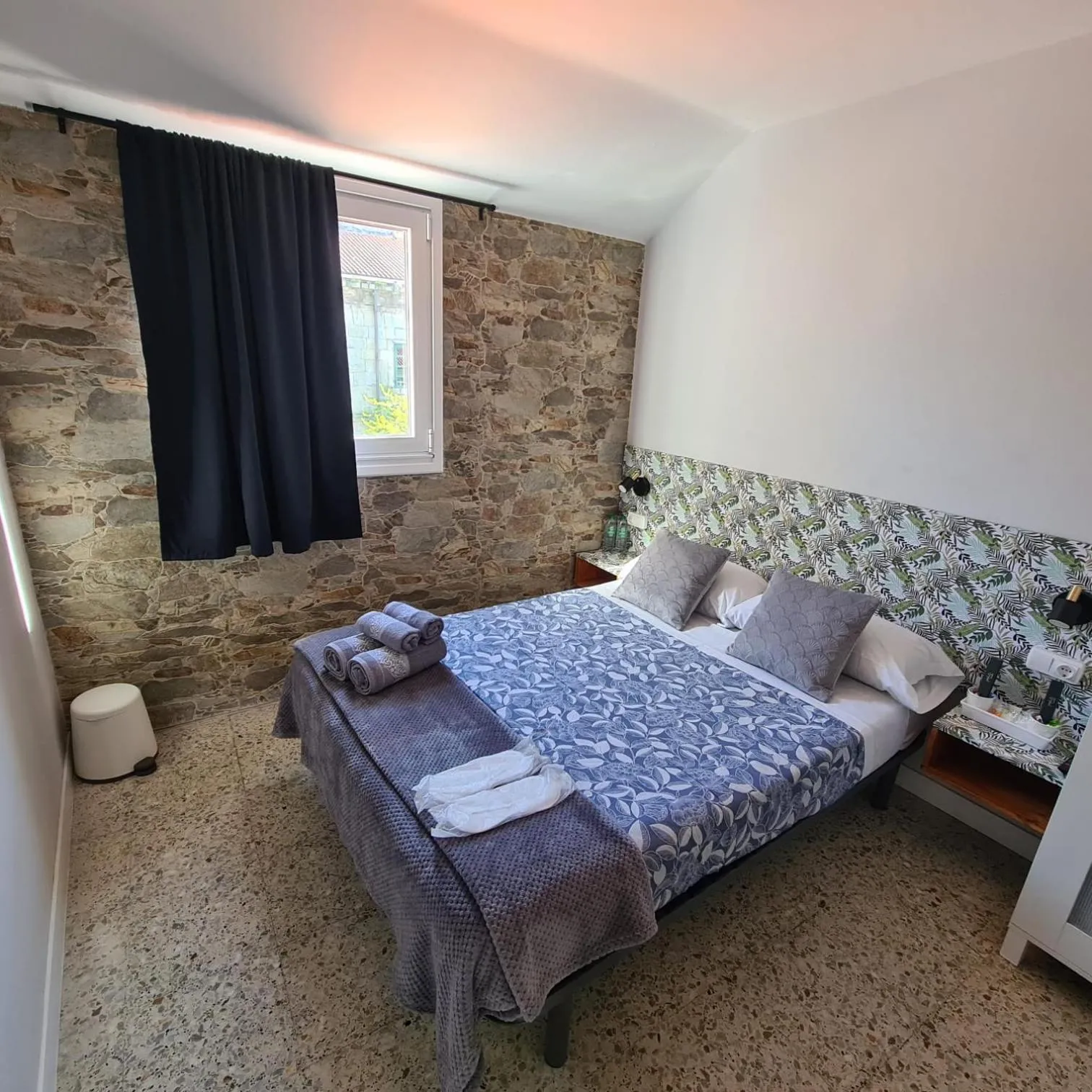 Bedroom, Bed in Pensión Casa Douro