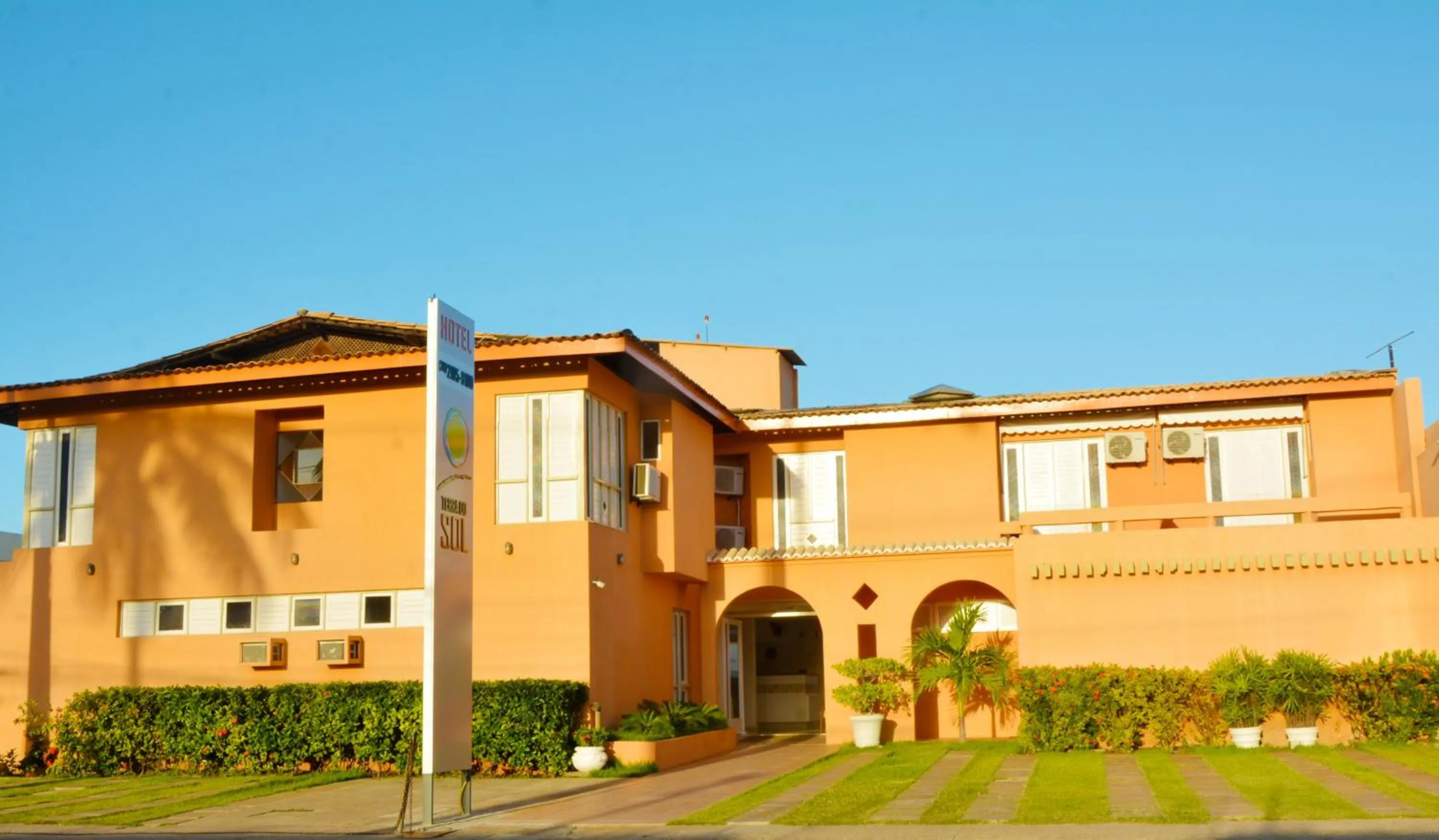 Facade/entrance in Hotel Terra do Sol