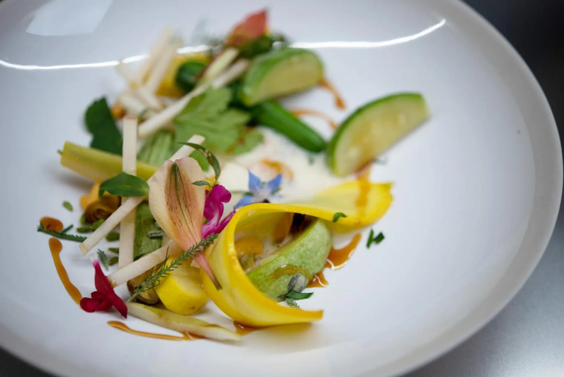 Restaurant/places to eat in Logis Restaurant & Hôtel À la 12