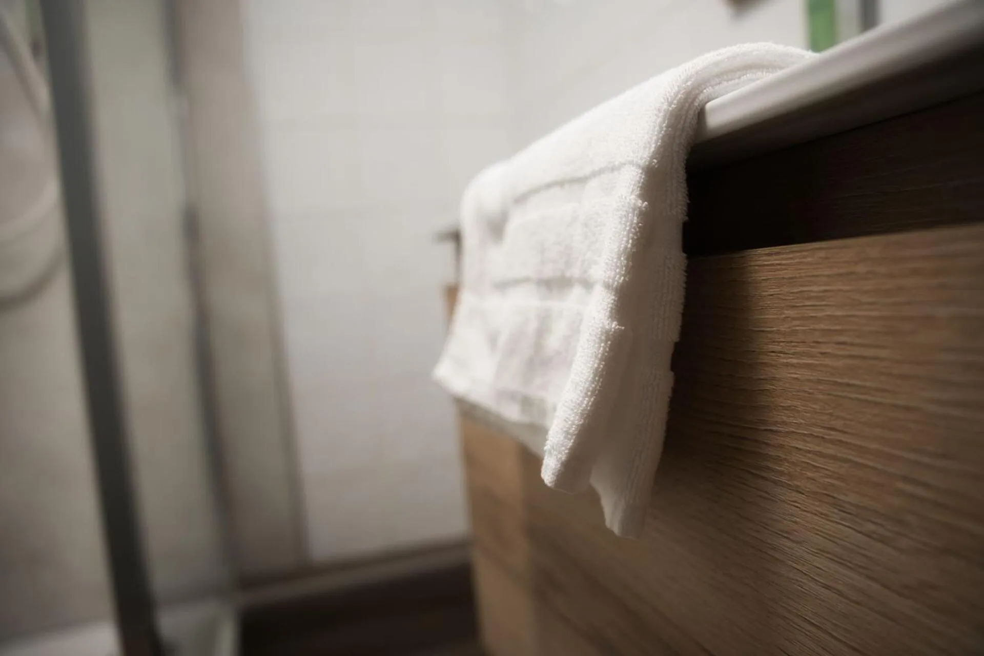 towels in Logis Restaurant & Hôtel À la 12