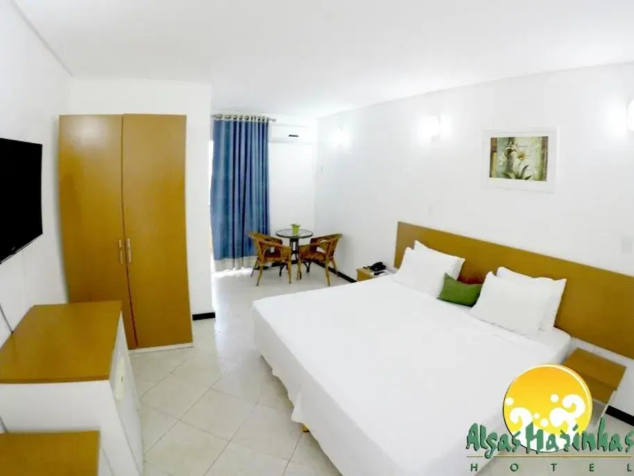 Photo of the whole room, Bed in Hotel Algas Marinhas Photo of the whole room, Bed in Hotel Algas Marinhas