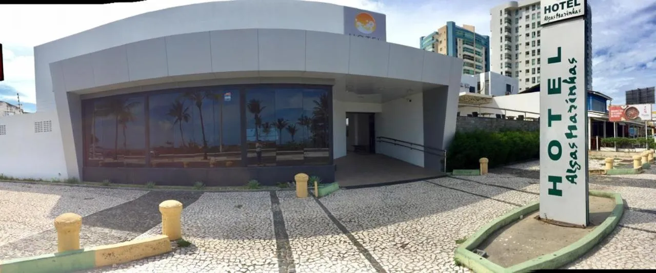 Property building in Hotel Algas Marinhas