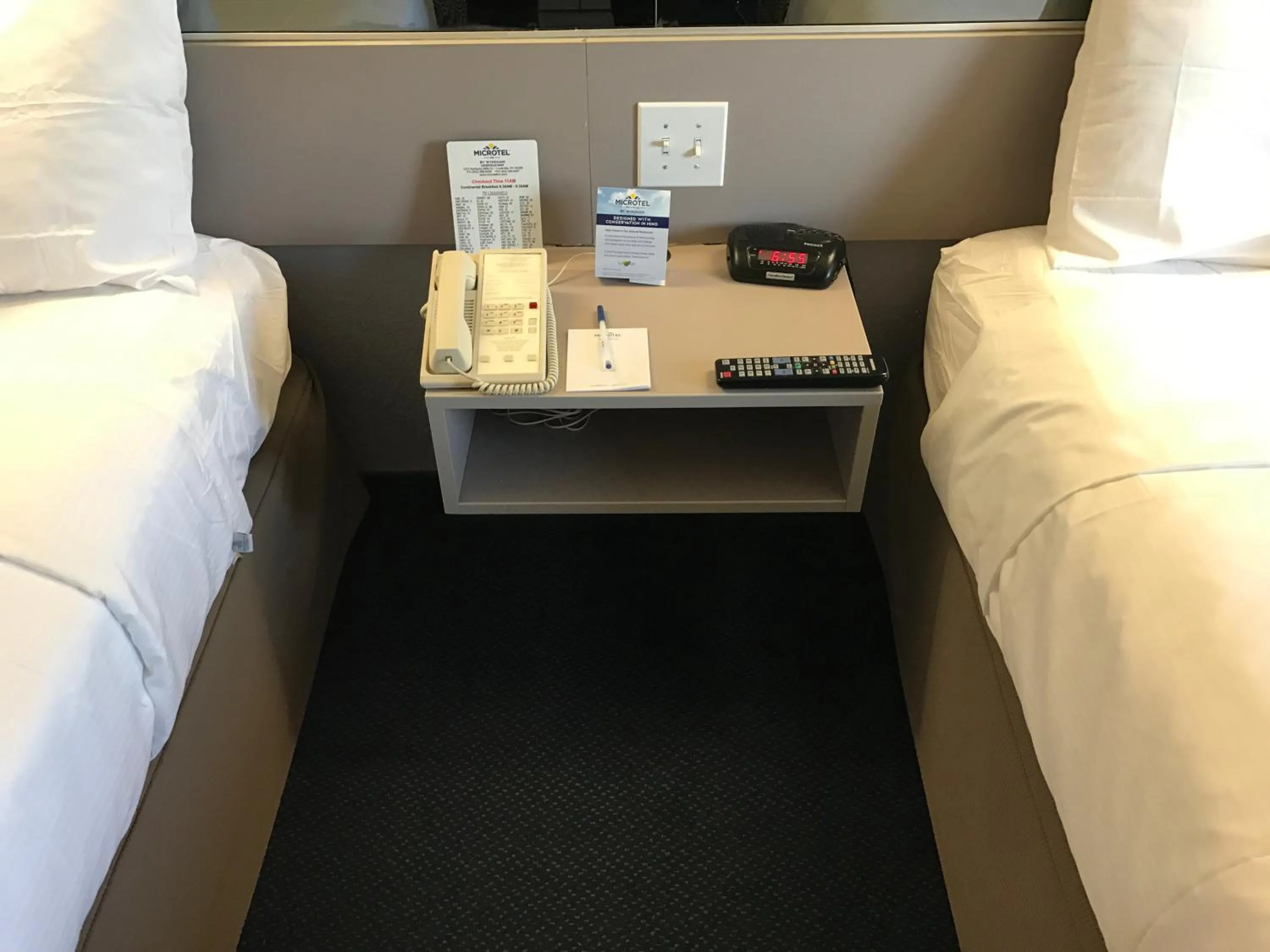 Bedroom, Bed in Microtel Inn By Wyndham Louisville East