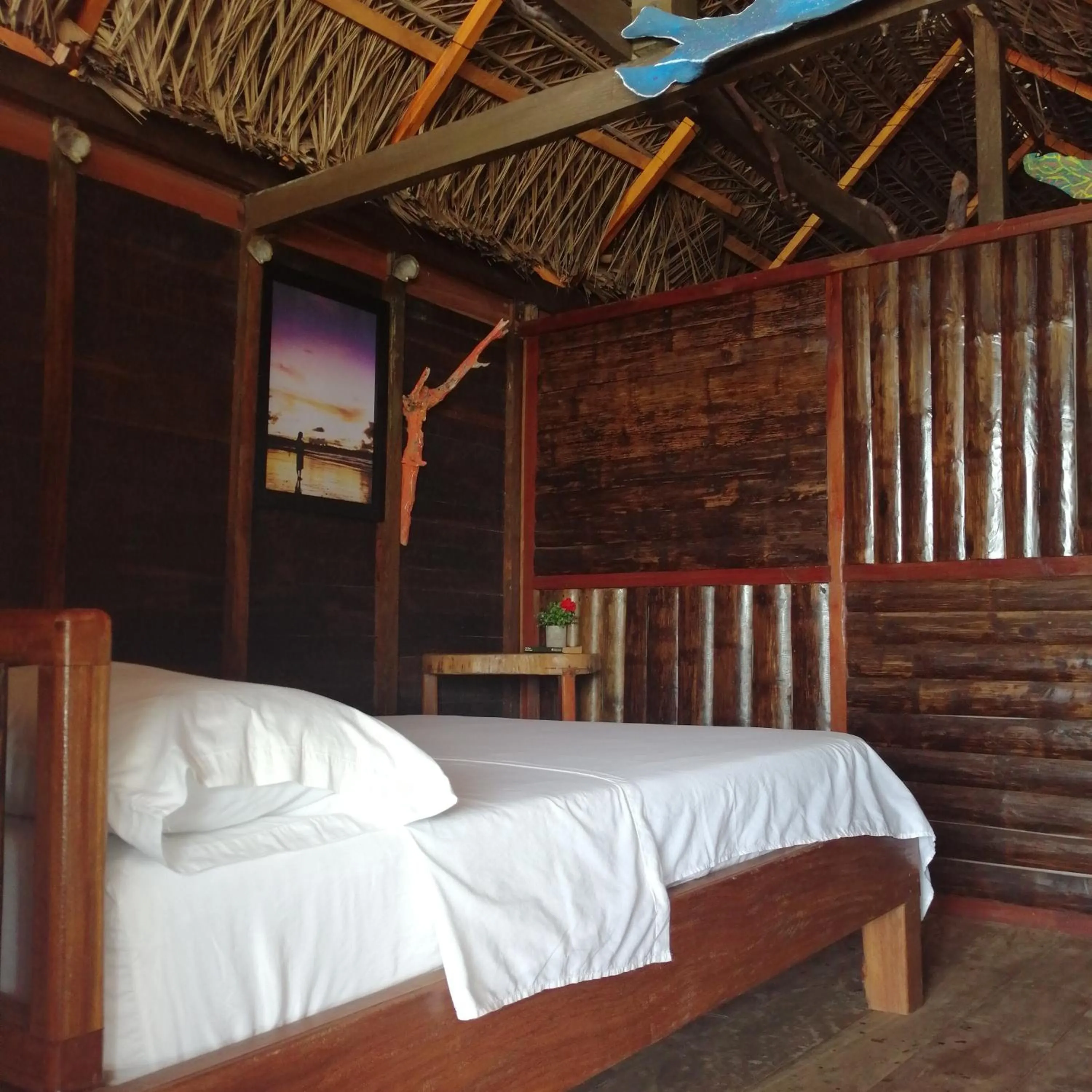 Twin Room with Bathroom in Cabaña Refugio Salomon