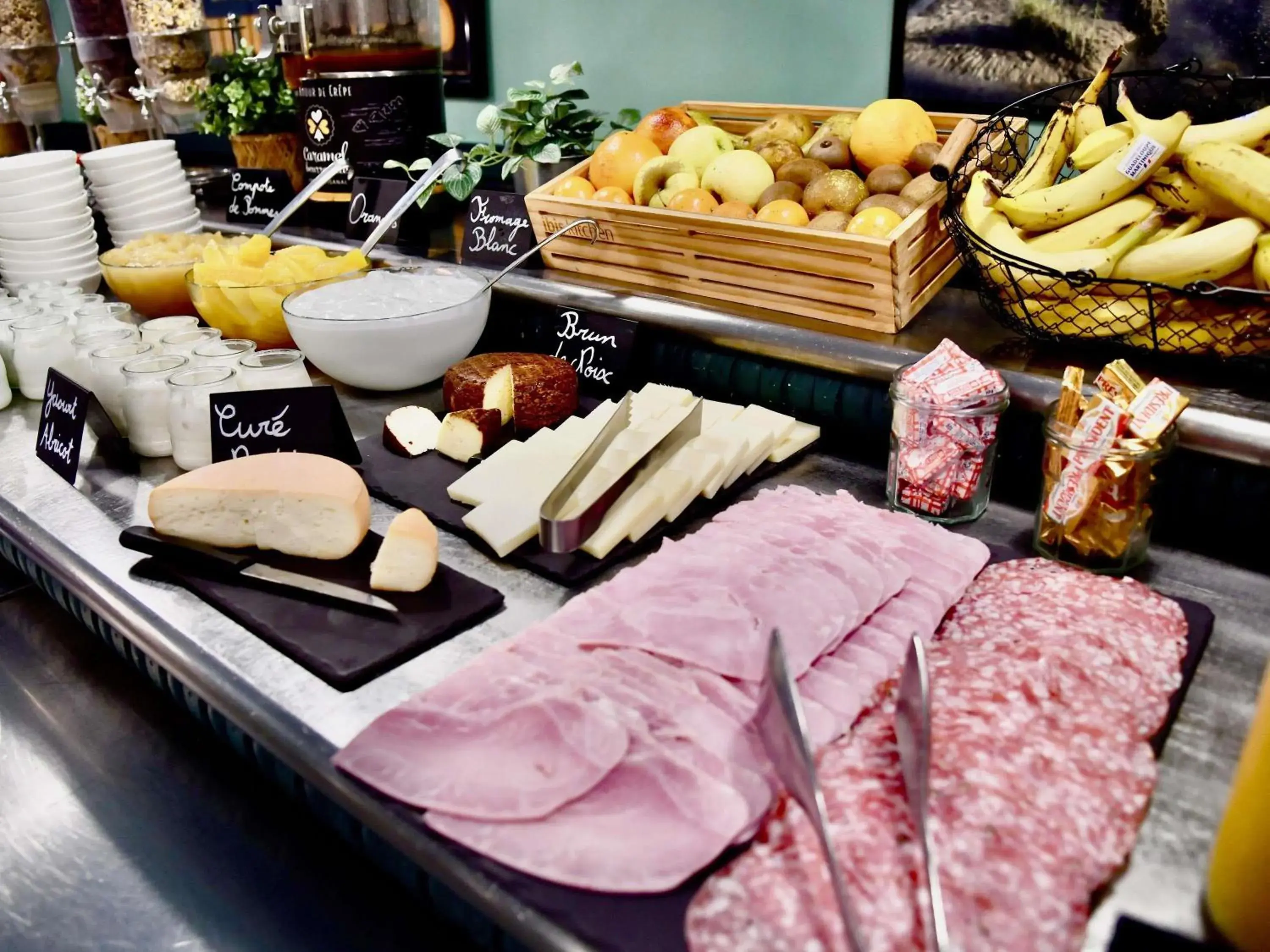 Breakfast in ibis Nantes Saint Herblain Breakfast in ibis Nantes Saint Herblain