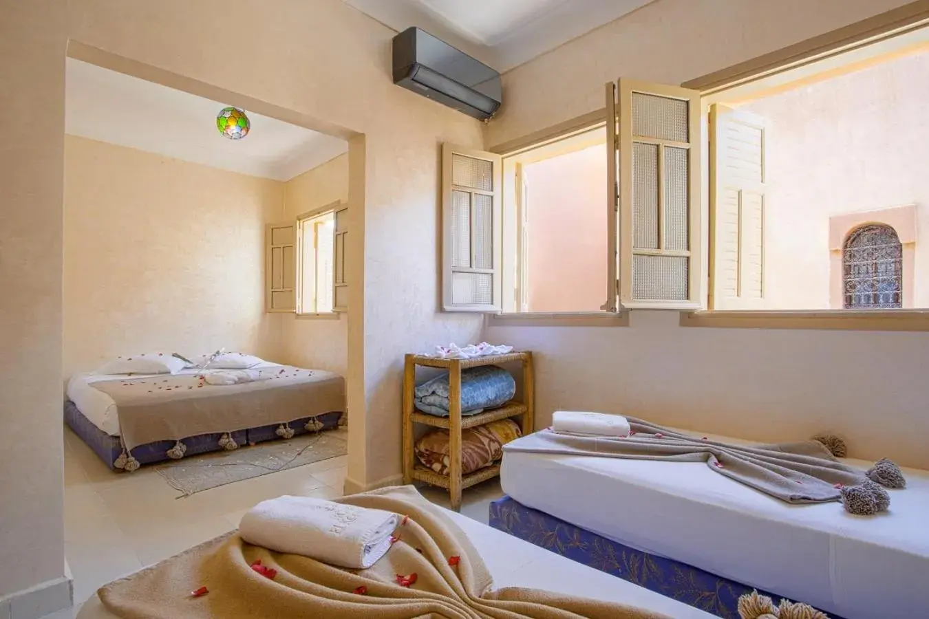 Bed in Riad El Kennaria Bed in Riad El Kennaria