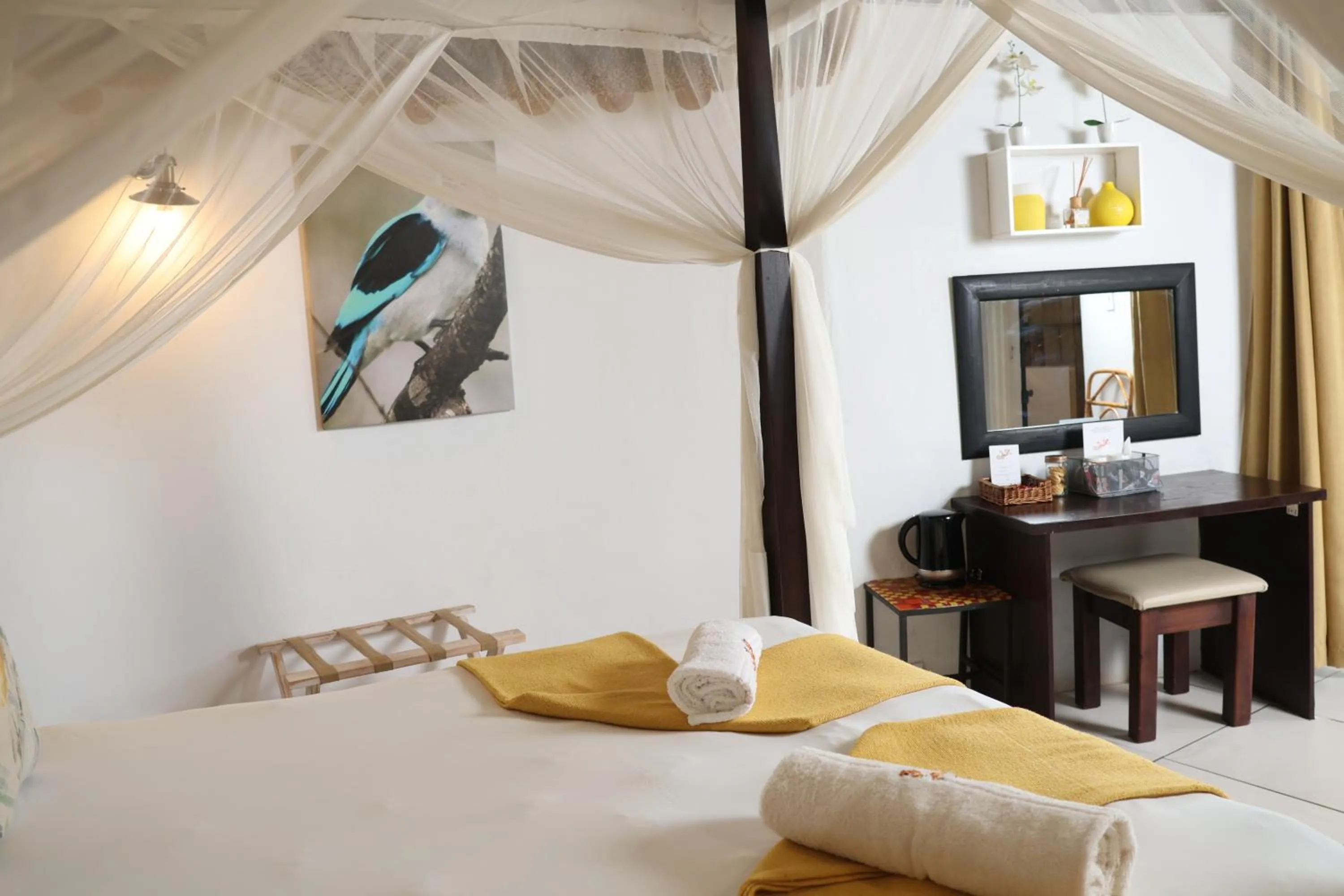 Coffee/tea facilities, Bed in Sabie River Bush Lodge