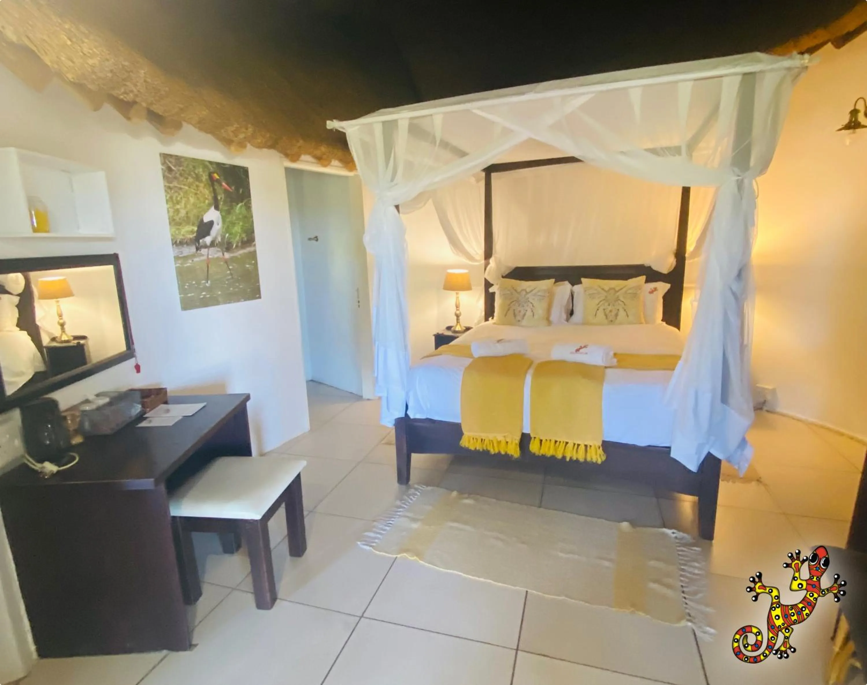 Bed in Sabie River Bush Lodge