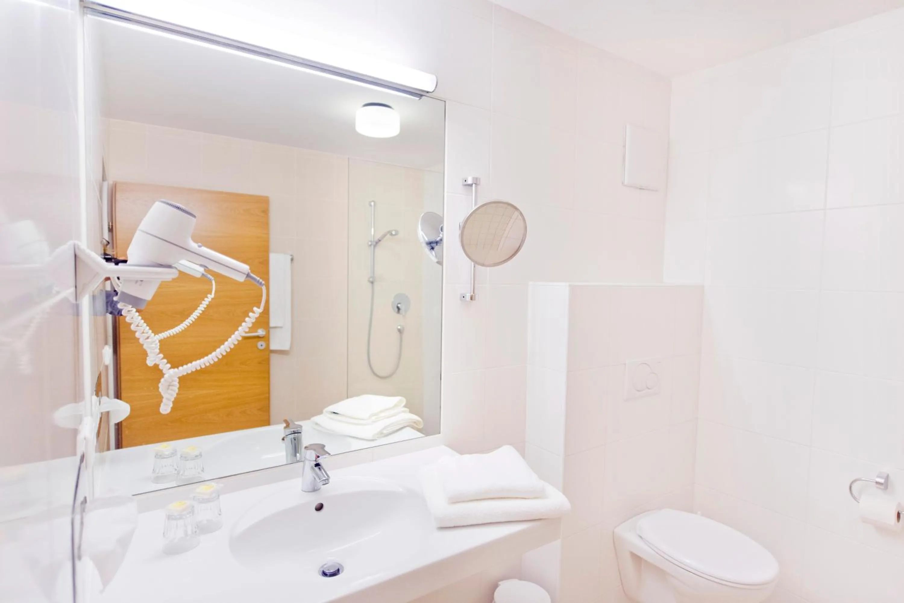 Comfort Double Room - single occupancy in Hoftaverne Ziegelböck